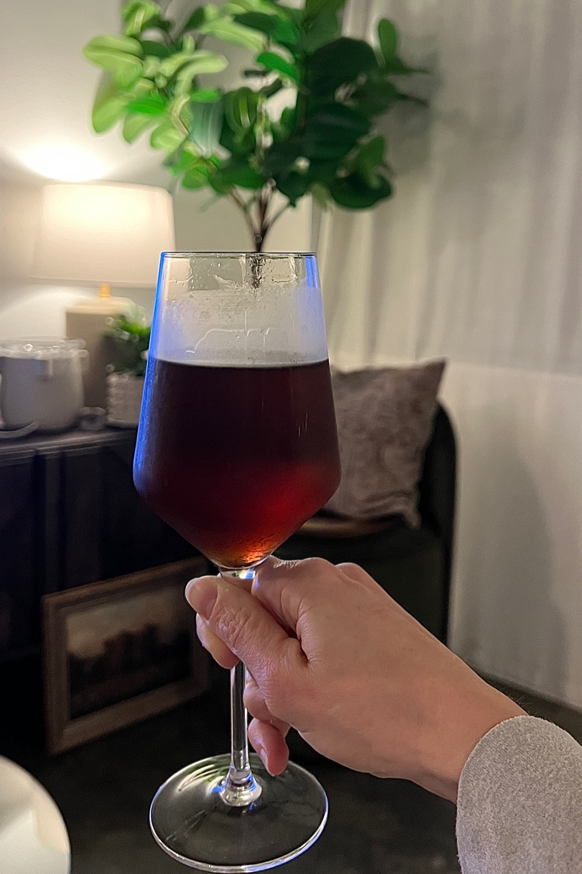 The BEST tea combo: roobois, tulsi, and stinging nettle that I just love! They are also help your mast cells as they are natural antihistamines. Comment for recipe. Mcas | mast cell activation syndrome | ehlers danlos | healthy eating 

#LTKGiftGuide #LTKCyberWeek #LTKfoodie