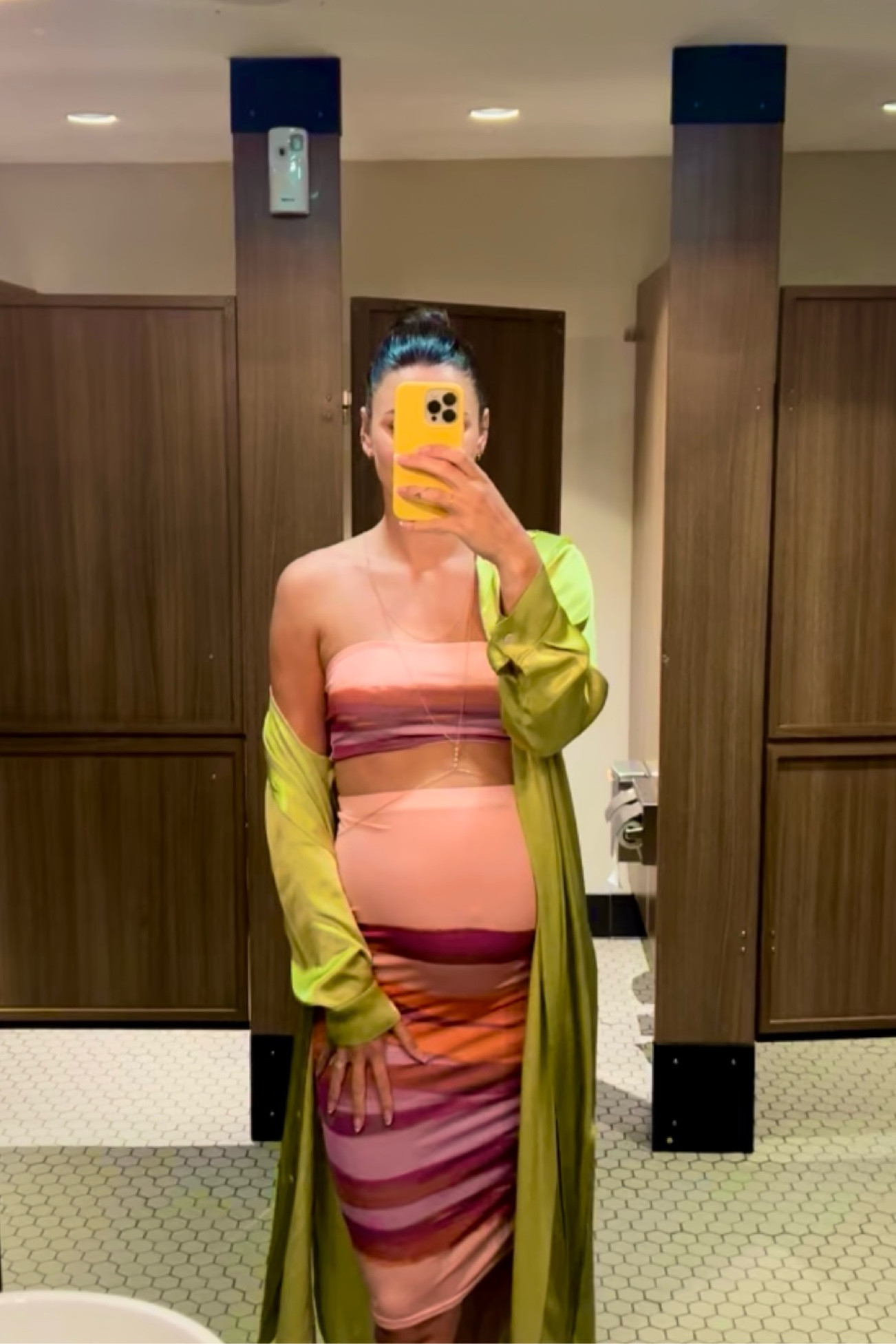 Bellychain to highlight the bump🥰 

#LTKBump #LTKStyleTip #LTKBaby