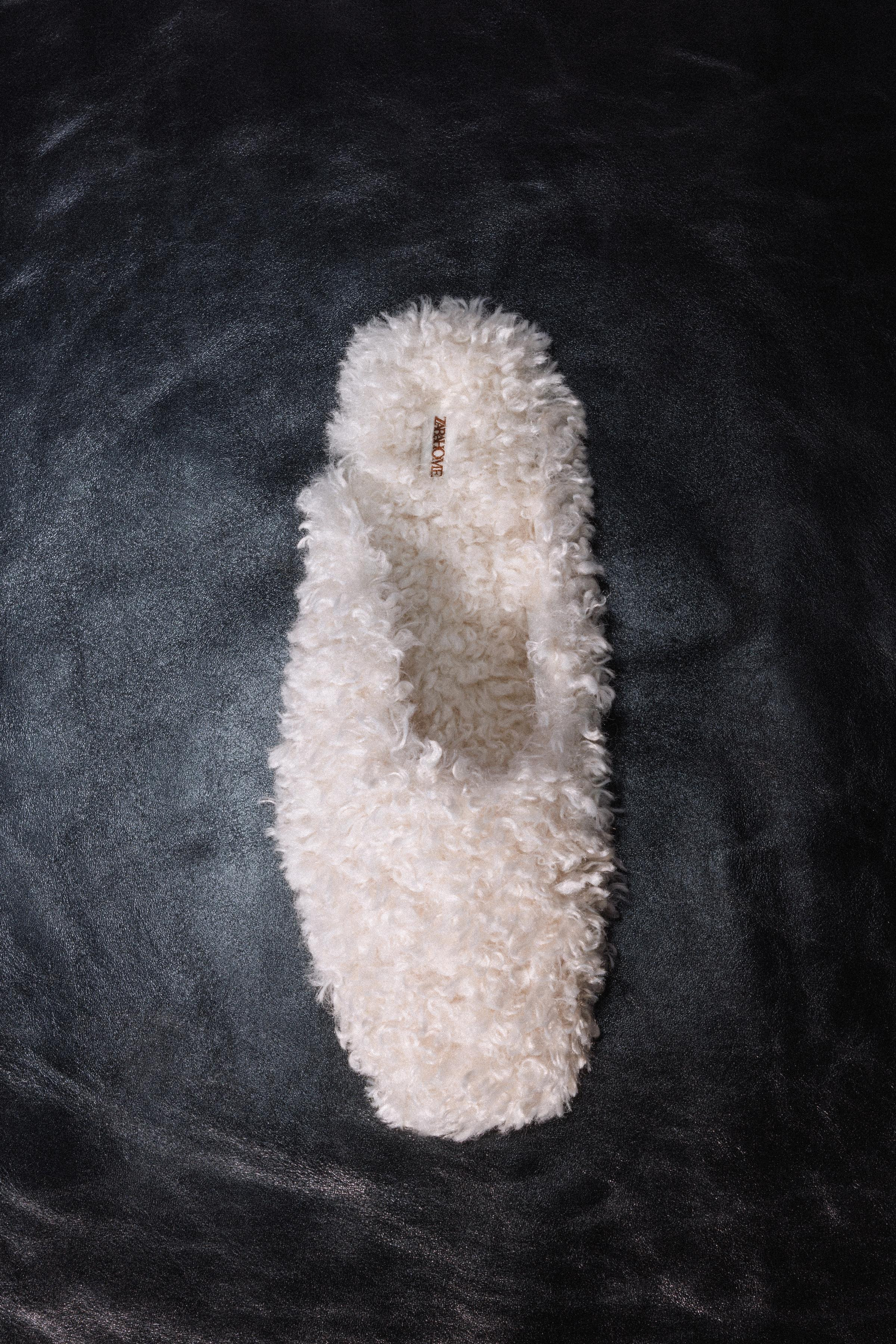 FAUX SHEARLING MULE SLIPPERS | Zara UK