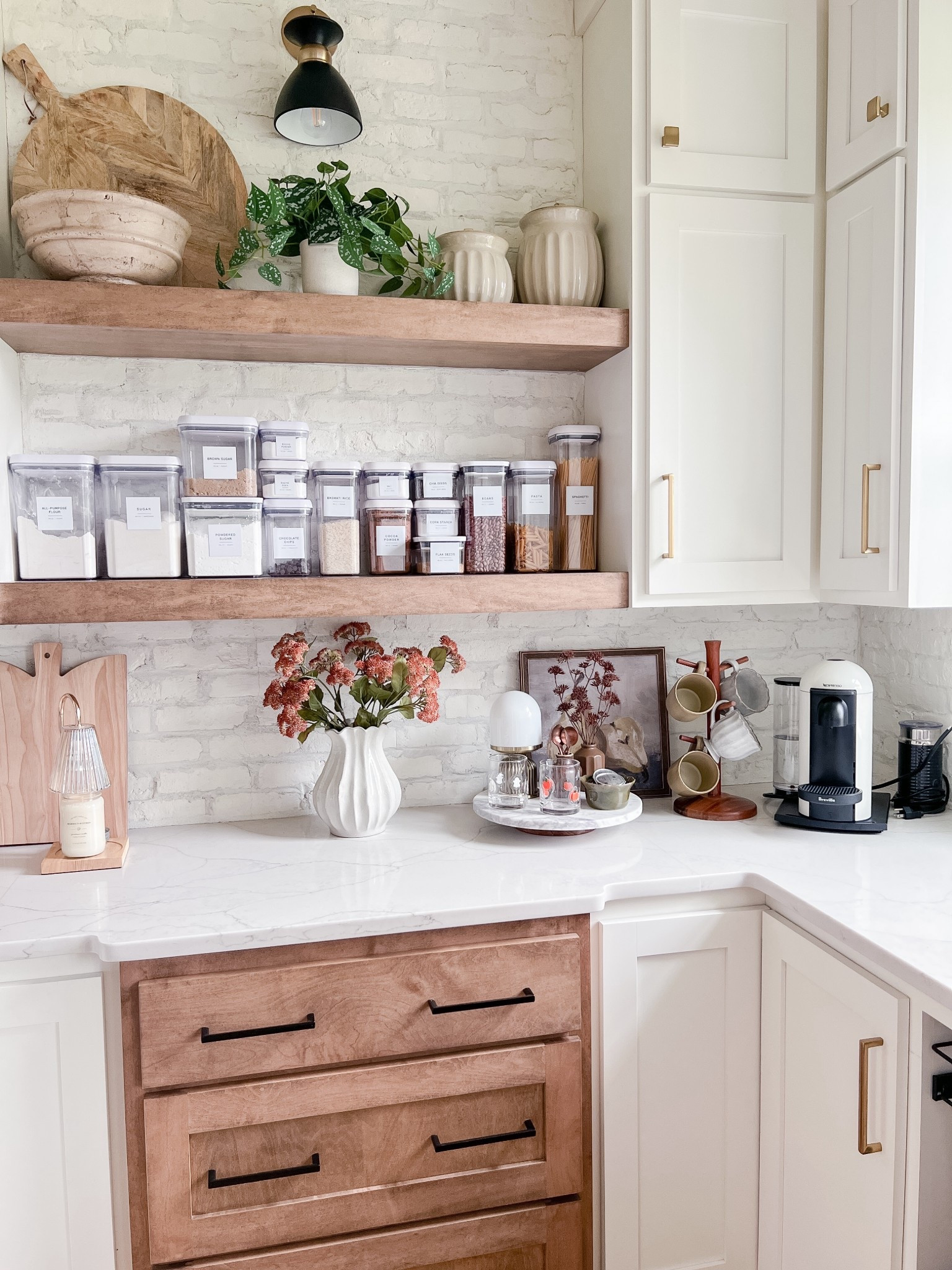 My favorite little corner in my kitchen is my coffee bar! 🥰

Style tips - Home decor - Coffee bar

#LTKHome #LTKStyleTip #LTKSeasonal