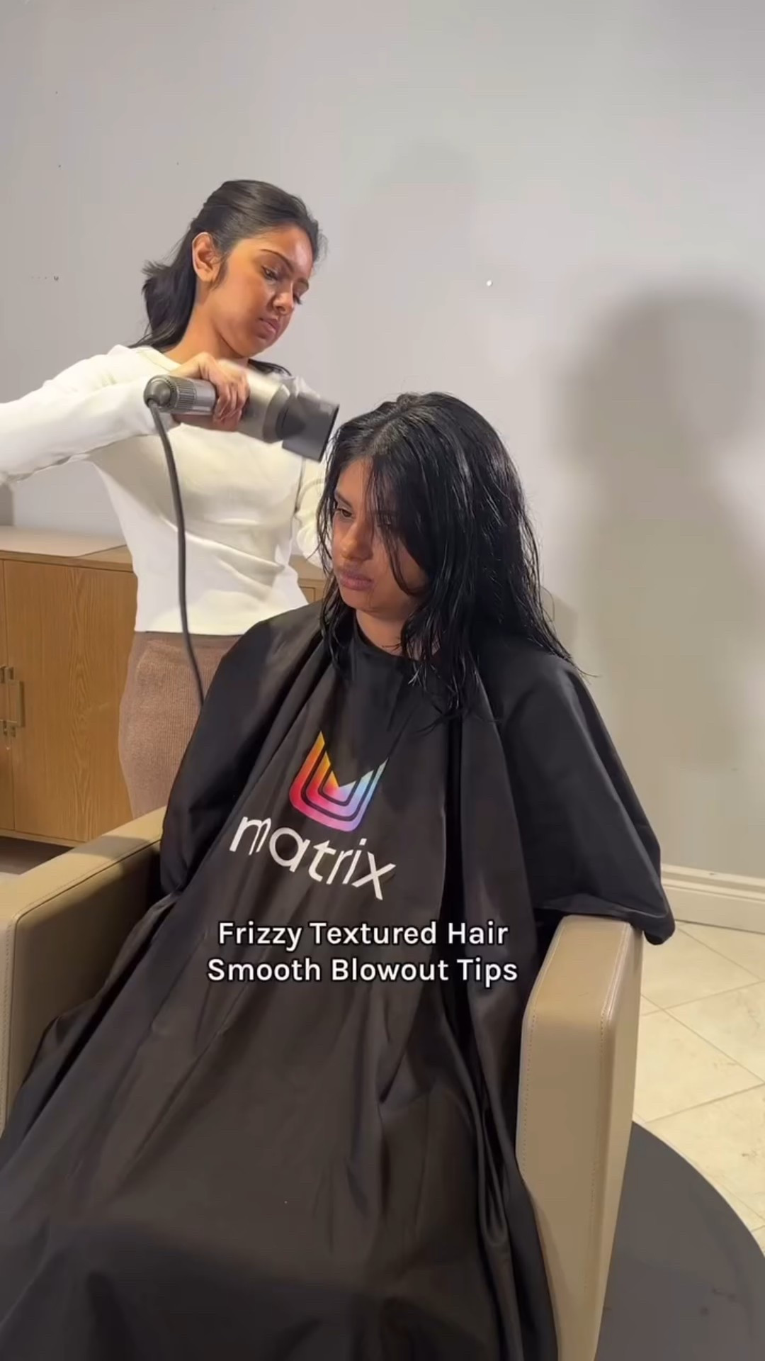 I knooooww so many of you with frizzy or textured hair struggle to get a smooth blow out! Instead of DMing everyone back individually, I put some tips together to help👇⁠
⁠
How to get a smooth blowout:⁠
⁠
1️⃣ Start with a blow dry cream (I’m using one by @bumbleandbumble) focus it on your mid-lengths to ends for extra control + moisture⁠. Then apply the remaining product to your scalp if you have dryer scalp.
⁠
2️⃣ Use your nozzle attachment! This helps direct airflow down the hair shaft to smooth the cuticle instead of roughing it up⁠. A smoother cuticle will give you better long lasting results.
⁠
3️⃣ Master that round brush technique it’s the real MVP when it comes to getting your hair sleek without frying it⁠. 
⁠
4️⃣ Finish with a serum (I’m using one by @gkhair) to lock in shine (if you need to touch up any sections with a flat iron, do that before applying the serum!)⁠
⁠
Reminder: it’s not about fighting your texture it’s about working with it!⁠
.
.
Let me know in the comments what you struggle with when it comes to blow drying your hair! 
.
.
.
#blowoutstyles #frizzyhairproblems #smoothhair #hairstyletips