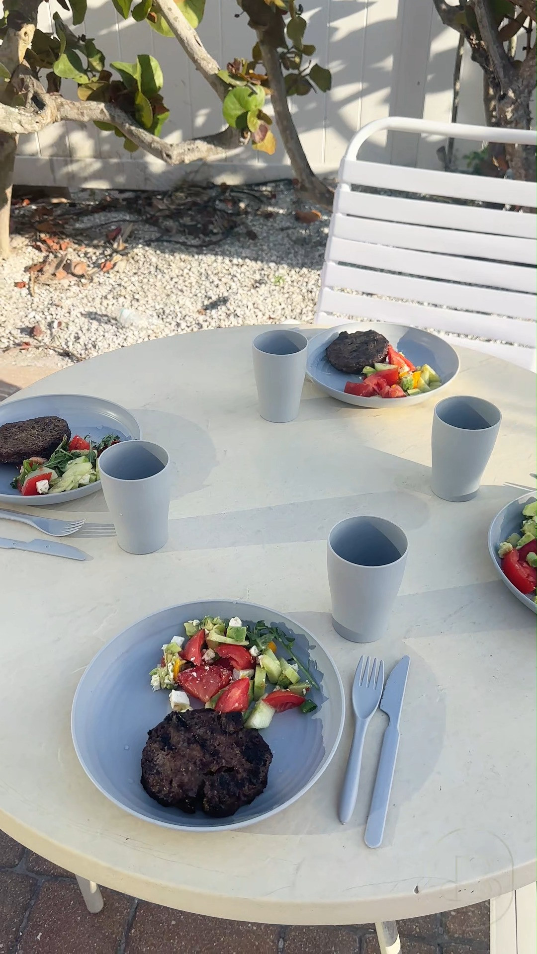 Does the sound of a glass plate slipping off the counter send you into an immediate panic? 🍽️ Whether you have slippery-fingered toddlers or just love hosting backyard BBQs, you need plates that can actually survive a tumble. These GreenChoice Wheat Straw plates are 100% unbreakable, making them the ultimate stress-free solution for messy eaters, poolside lunches, or patio dinners. Great buy if you need tough, kid-safe dinnerware that can survive being dropped on hard floors without cracking or chipping. 🥗 

#ecofriendlyliving #wheatstraw #kitchenrefresh #sustainablehome #dinnerware #kidfriendly #unbreakableplates #outdoordining
 #LTKHome
