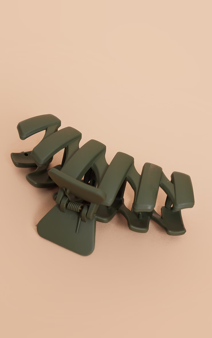Sage Zig Zag Hair Claw | Pretty Little Thing (Australia & New Zealand)