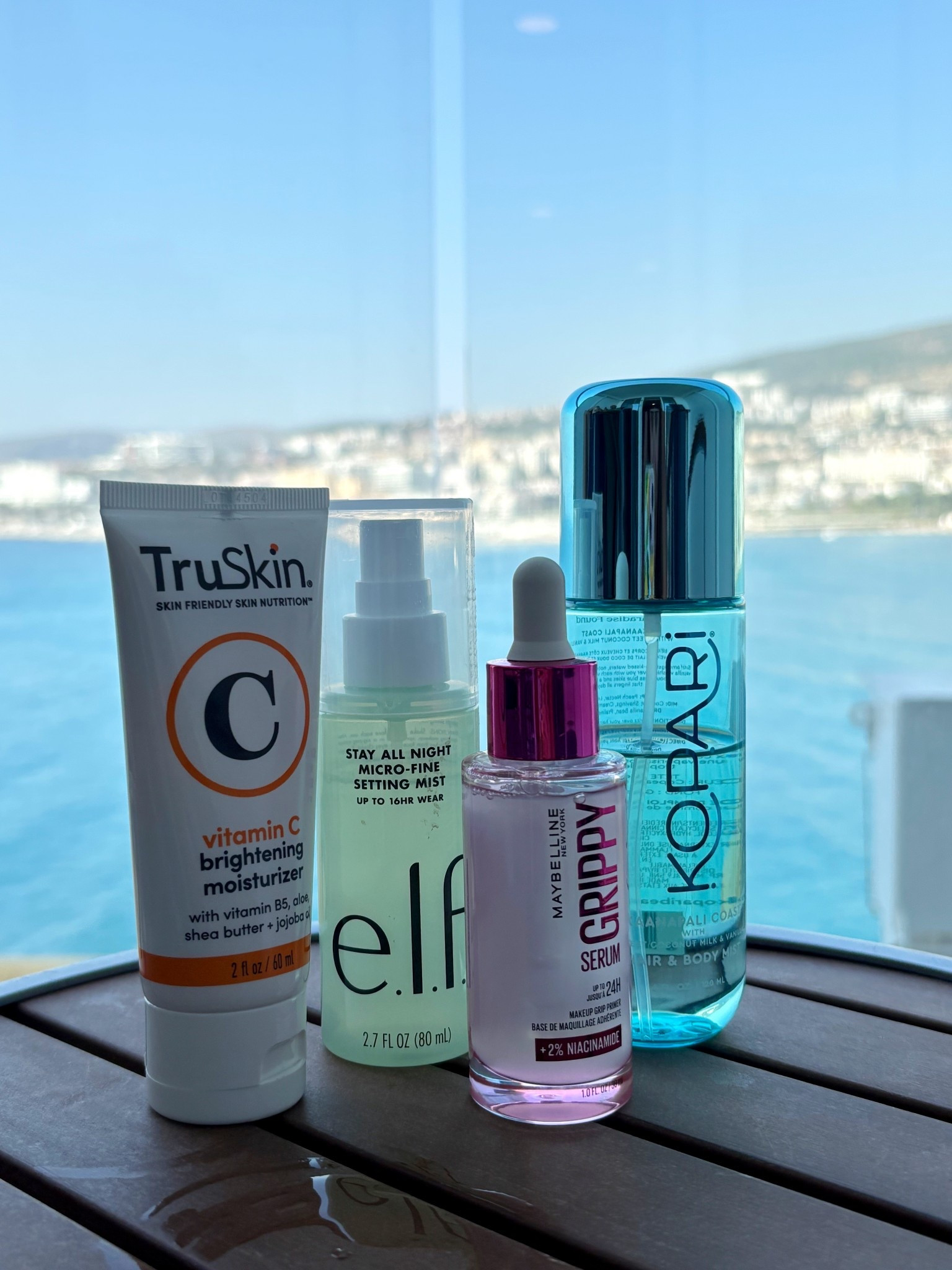 The reason my makeup stays on my face all day- shoutout to these products 👏🏼☀️



#LTKBeauty #LTKSummerEdit #LTKFindsUnder50