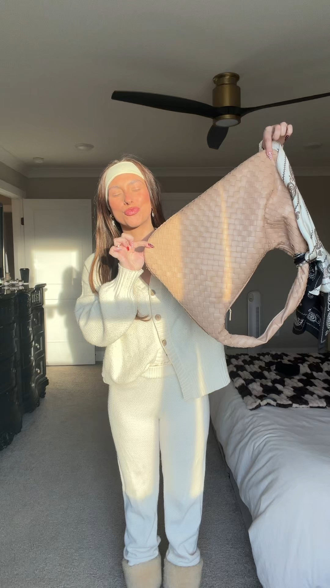 My new go to bag! Obsess with this hobo oversized tote from @urbanexpressions ! Vegan leather & just &100! 

#LTKValentine #LTKootd #LTKmomlife