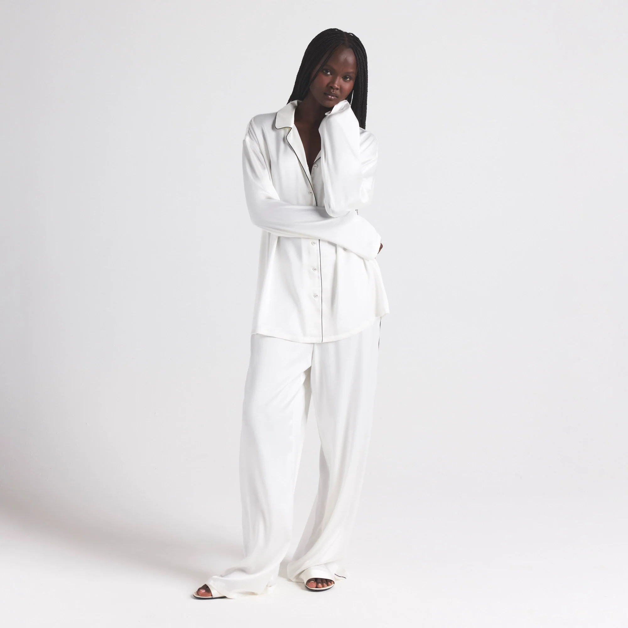 SKIMS Long Pajama Set | White | Small | Silk | SKIMS (US)