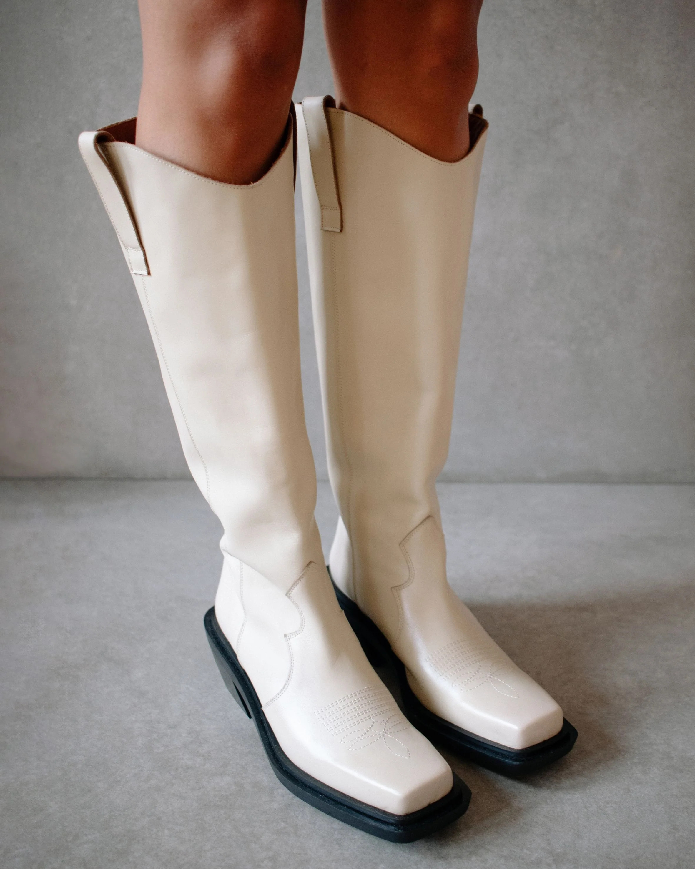Cattle - White Leather Boots | ALOHAS | Alohas FR
