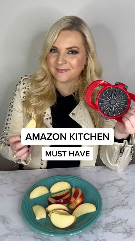 Amazon kitchen must have - thin apple slicer

Kortney and Karlee | #kortneyandkarlee

#LTKhome #LTKFind #LTKunder50