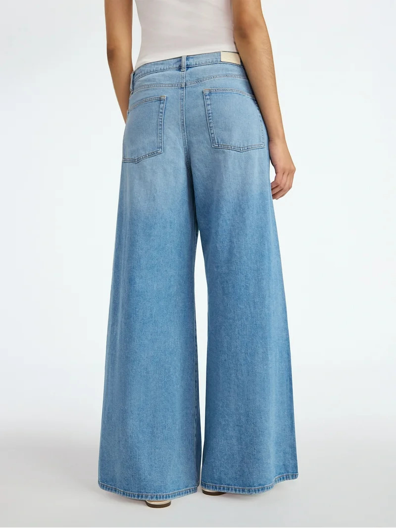 Scoop Women's and Women’s Plus Wide Leg Jeans with Faux Pearl Accents, Sizes 0-26W | Walmart (US)