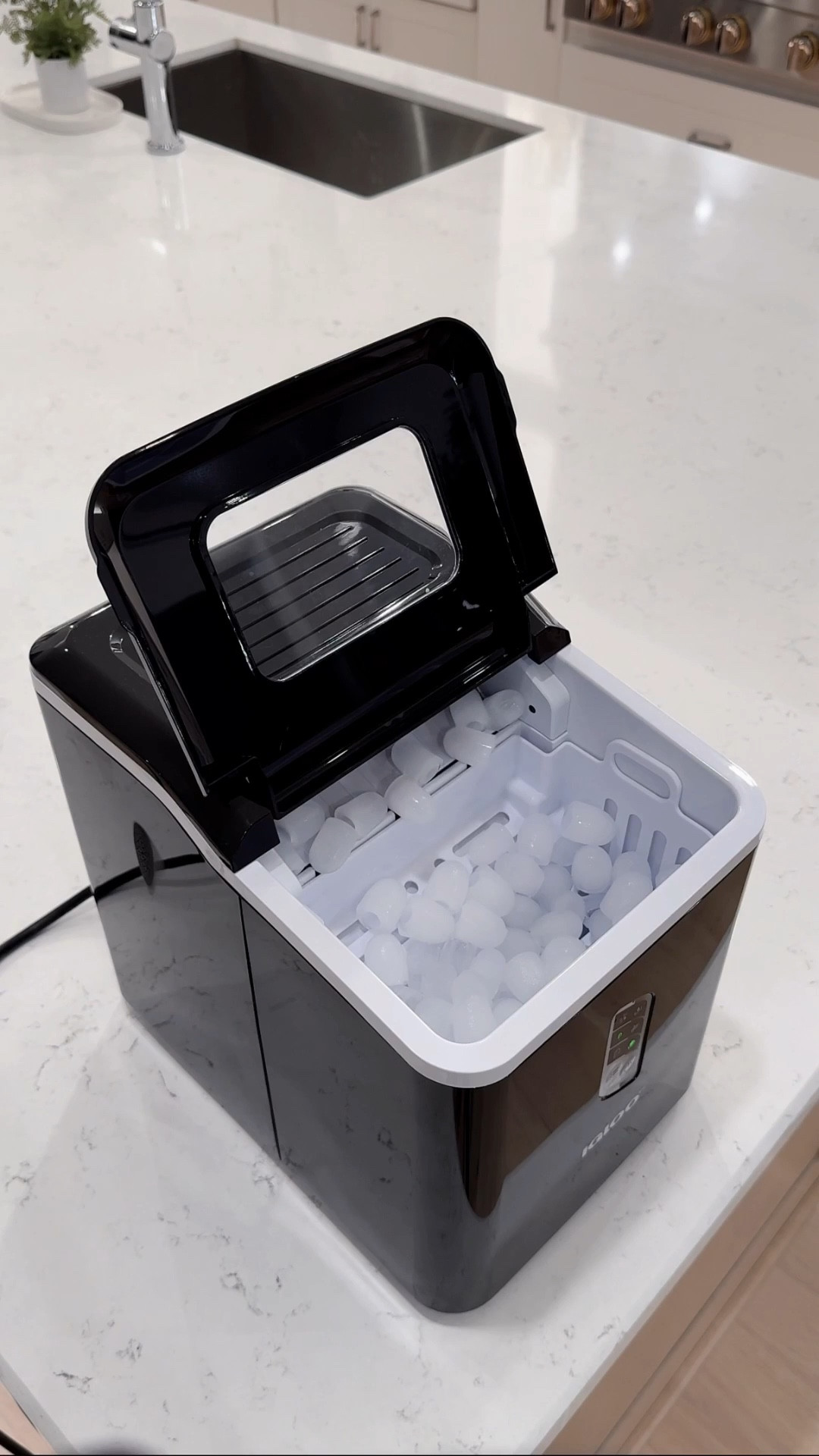  Looking to upgrade your home essentials? Here are some of my top picks that you’ll love this summer! 😍

🎉 This ice cream & slushy maker is a total game-changer! It creates delicious frozen treats in under 30 minutes and even includes a warming cup for chocolate or caramel drizzle. Plus, it’s super easy to clean! 🍨

🧊 This sleek ice maker is perfect for gatherings, producing 9 ice cubes in just 7 minutes and up to 26 pounds in a day! You can even choose your preferred ice shape and size—so convenient! 🤍

🤌🏽 And the ultimate blender—powerful, compact, and portable. Blend and sip directly from the same container for ultimate ease! 🥰

These are must-haves for your kitchen!

#LTKHome #LTKSaleAlert