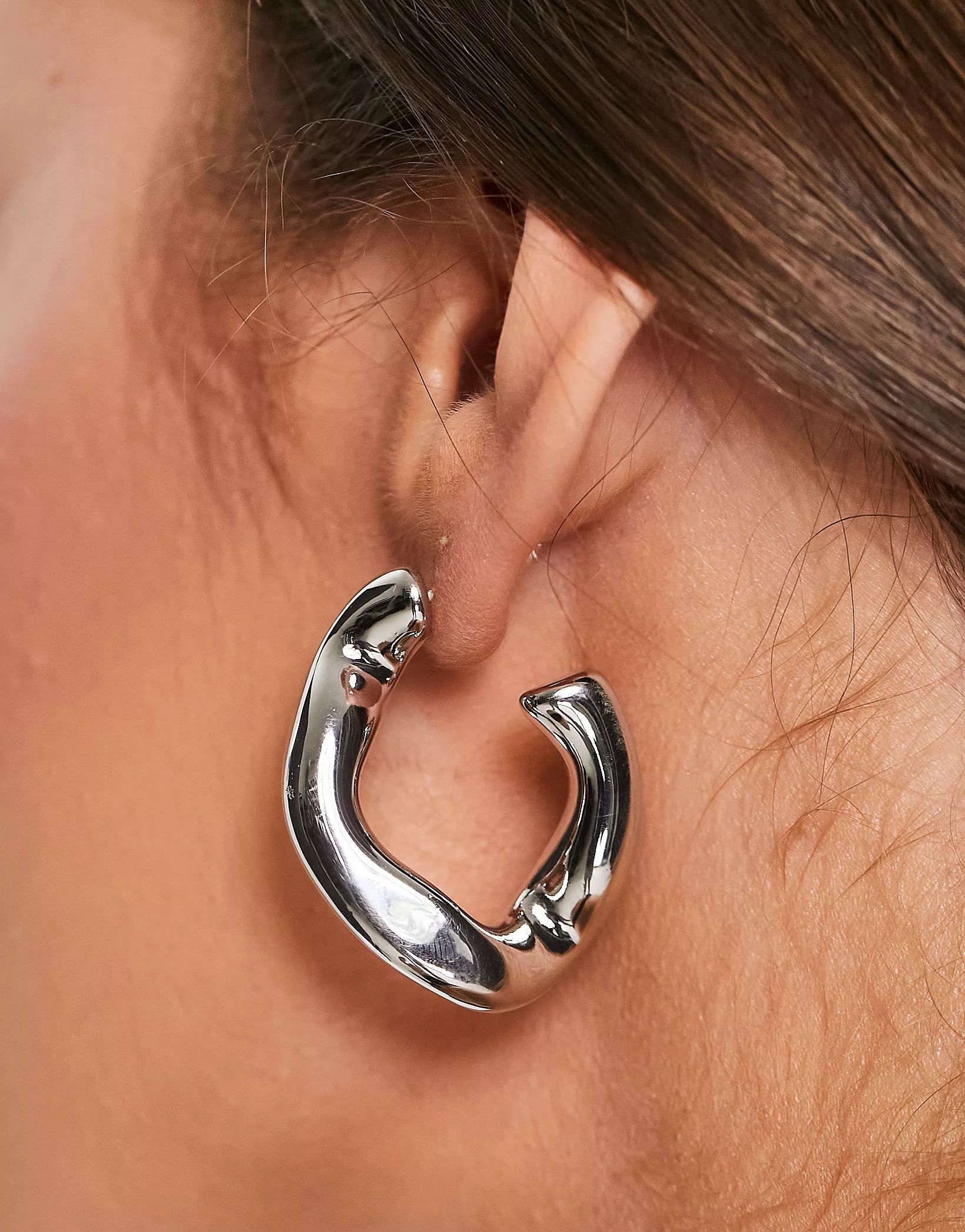 ASOS DESIGN hoop earring with twist link design in silver tone | ASOS (Global)