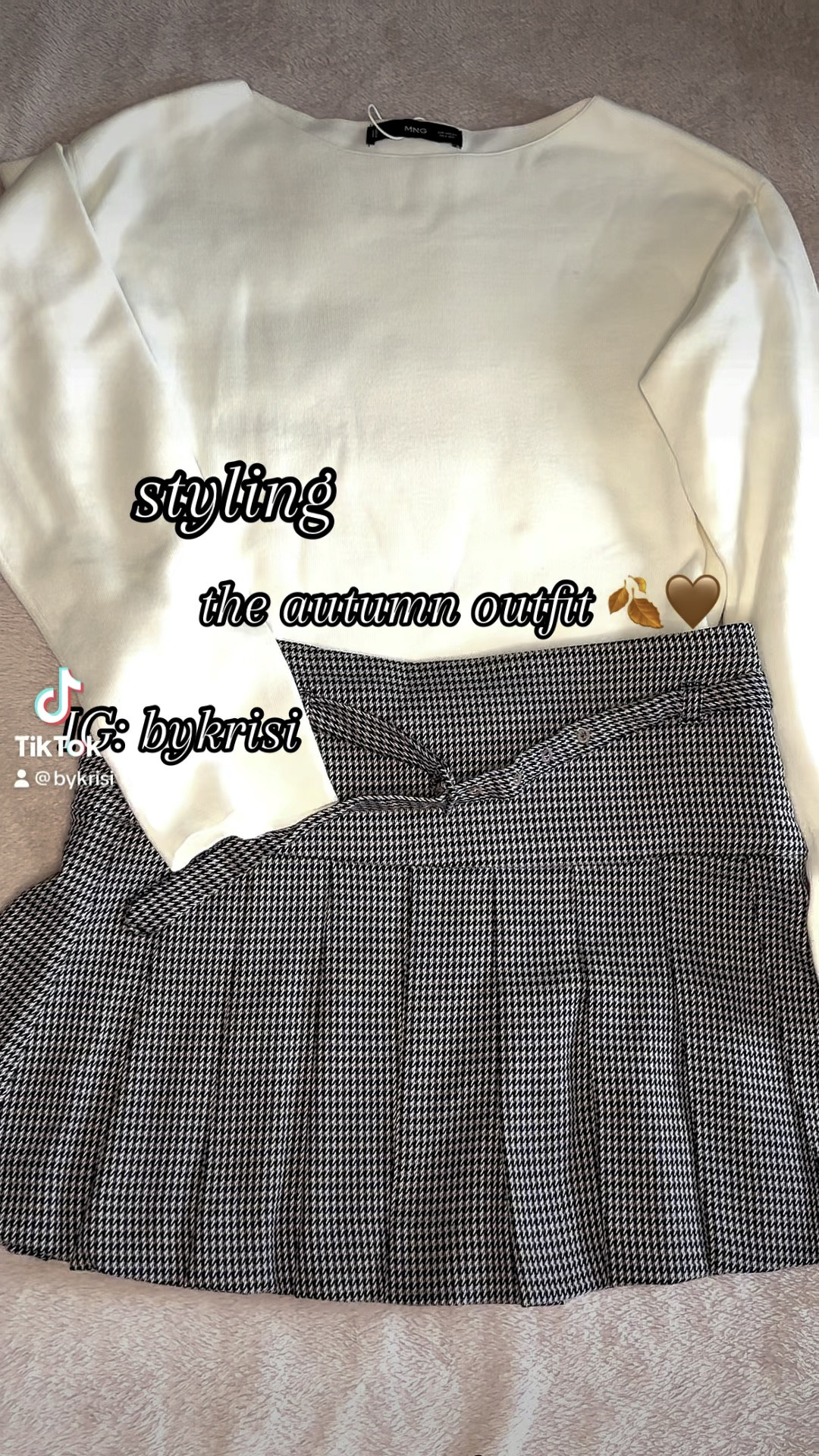 Styling the autumn outfit 🤎🍂🧡
The sweater’ size: S
Skirt: XS

#LTKstyletip #LTKfindsunder100 #LTKSeasonal