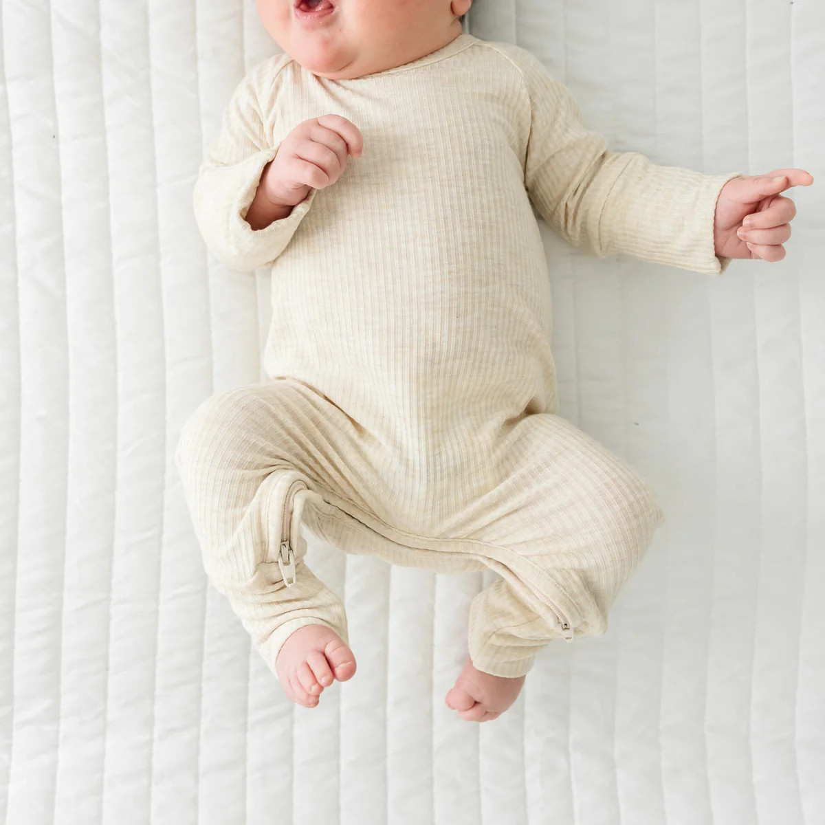 Heather Oatmeal
        Ribbed Crescent Zippy | Little Sleepies