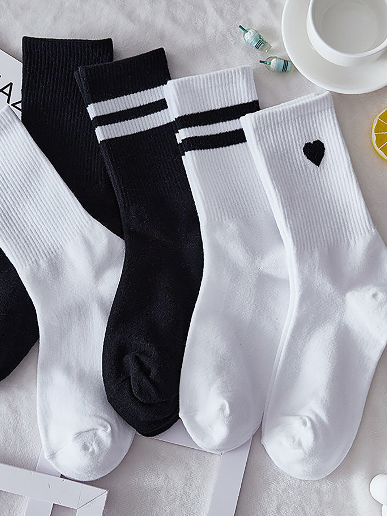 5pairs Stripe & Heart Print Sporty Over-the-knee Socks | SHEIN