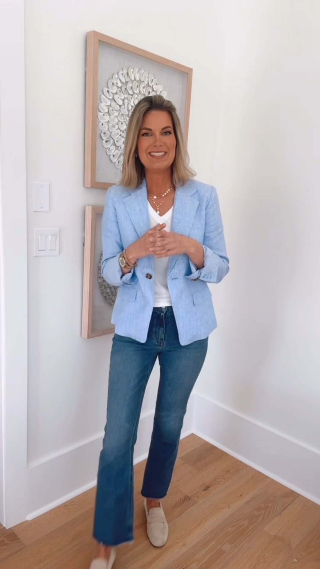 Spring hue - BLUE! These are the best mid 40’s denim shorts I’ve found. Perfect length to look cool without showing your cheeks or looking too matronly.

I paired a classic oxford, a linen blazer, and a denim jacket that covers the bum with my favorite @onequince denim bottoms. I love that they carry so many organic cotton clothing options!

I am 5’11” in small tops and sized up one in the waist of the shorts for a more relaxed fit.

#quincepartner

#LTKTall #LTKOver40 #LTKWorkwear