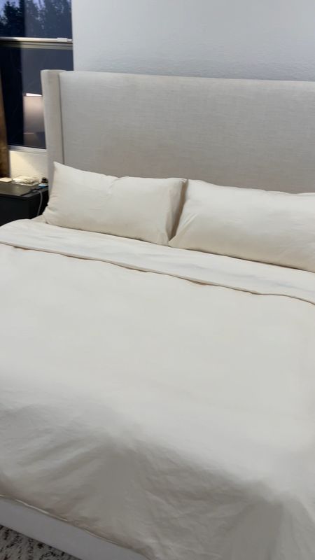 Good bedding are a game changer! Brooklinen has some of the best!! We have the hardcore sateen luxe sheet bundle in cream! 

#LTKVideo #LTKStyleTip #LTKHome