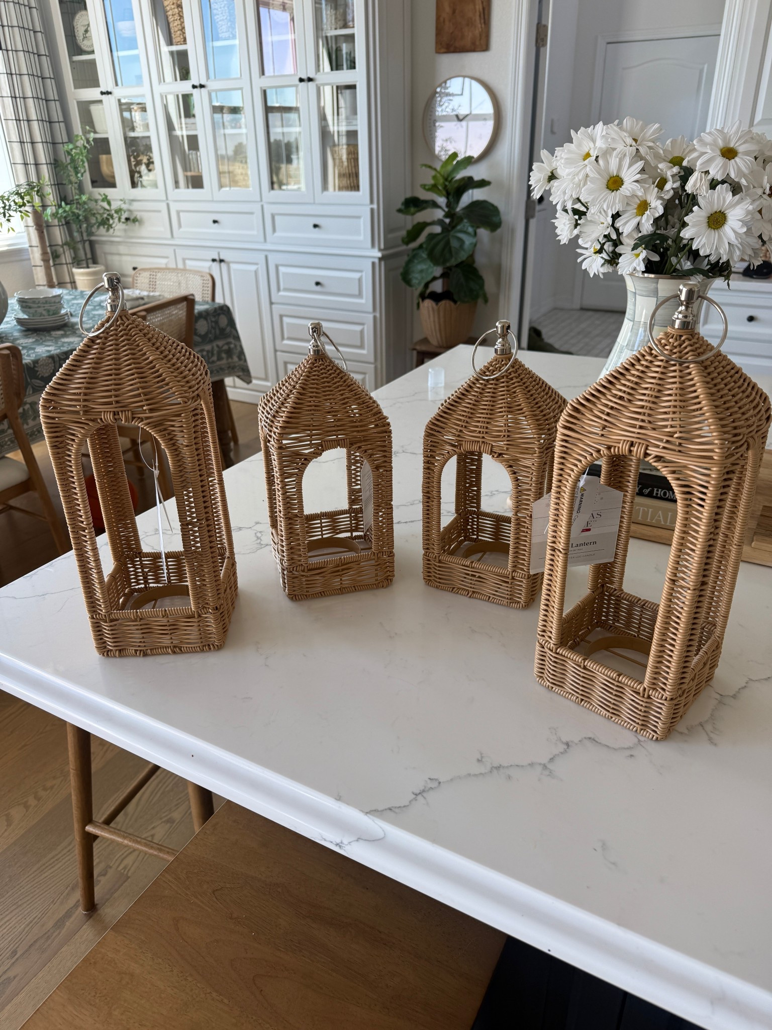 Loving these pretty lanterns from the new Walmart MTH collection 🤩