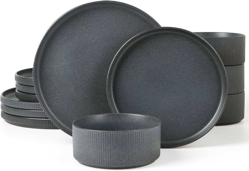 Famiware Star Dinnerware Sets, Plates and Bowls Set for 4, 12 Piece Dish Set, Ribbed, Full Glaze ... | Amazon (US)