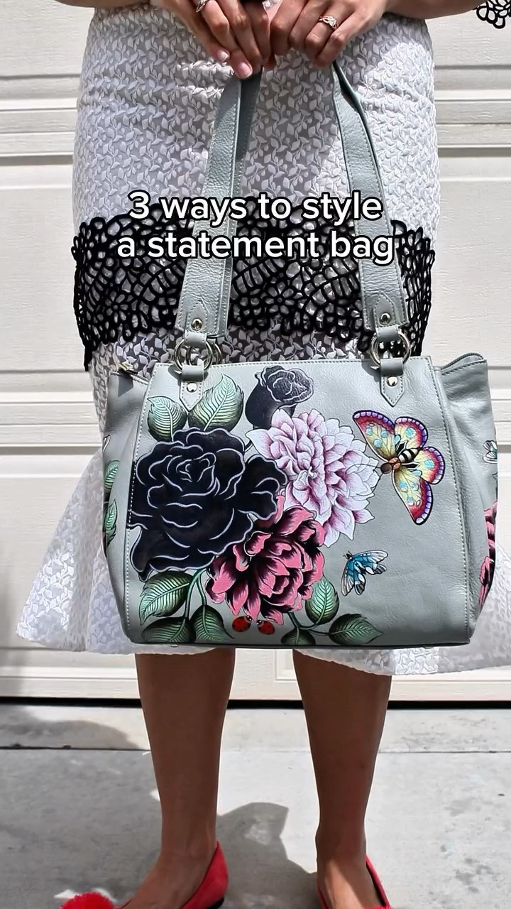 Turn every outfit into a work of art 🎨✨ This hand-painted @anuschkaleather handbag is the ultimate statement piece—effortlessly taking you from casual daytime looks to elevated evening vibes. One bag, endless styling possibilities 💫 

From brunch dates to nights out, this wearable art proves fashion and creativity go hand in hand. Which look would you rock first? 👇

anuschka handbag, hand painted handbag, wearable art fashion, artisan handbags, statement accessories, unique handbags, boho luxury style, outfit inspiration women, fashion styling ideas, designer handbag styling, casual to evening outfits, date night fashion, elevated everyday style, artistic fashion accessories, handcrafted bags

#UniqueStyle #StyleInspo #DateNightLook #CasualChic #ElevatedStyle 

Shop here: