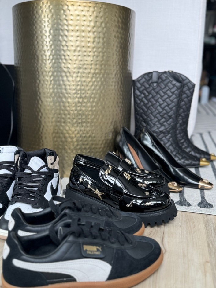 #fashion #shoes #bootslover #sneakers #fallfashion #comfyshoes #shoesobsession #shoescollection

#LTKShoeCrush #LTKOver40 #LTKStyleTip