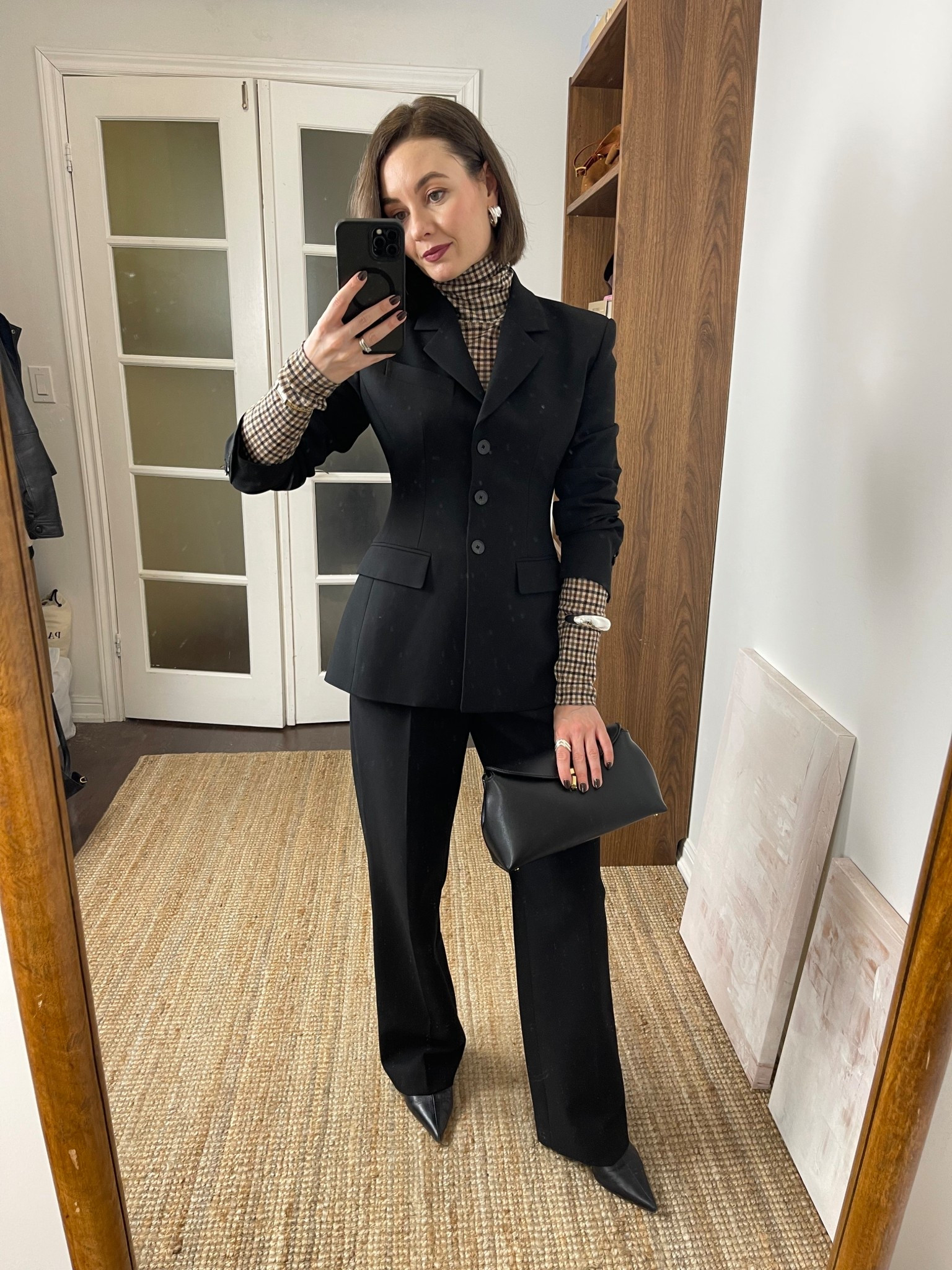 The perfect party look that doesn’t scream party🤭

Cinched blazer (0), black trousers (0), plaid turtleneck (s)

#LTKHoliday #LTKootd #LTKParties