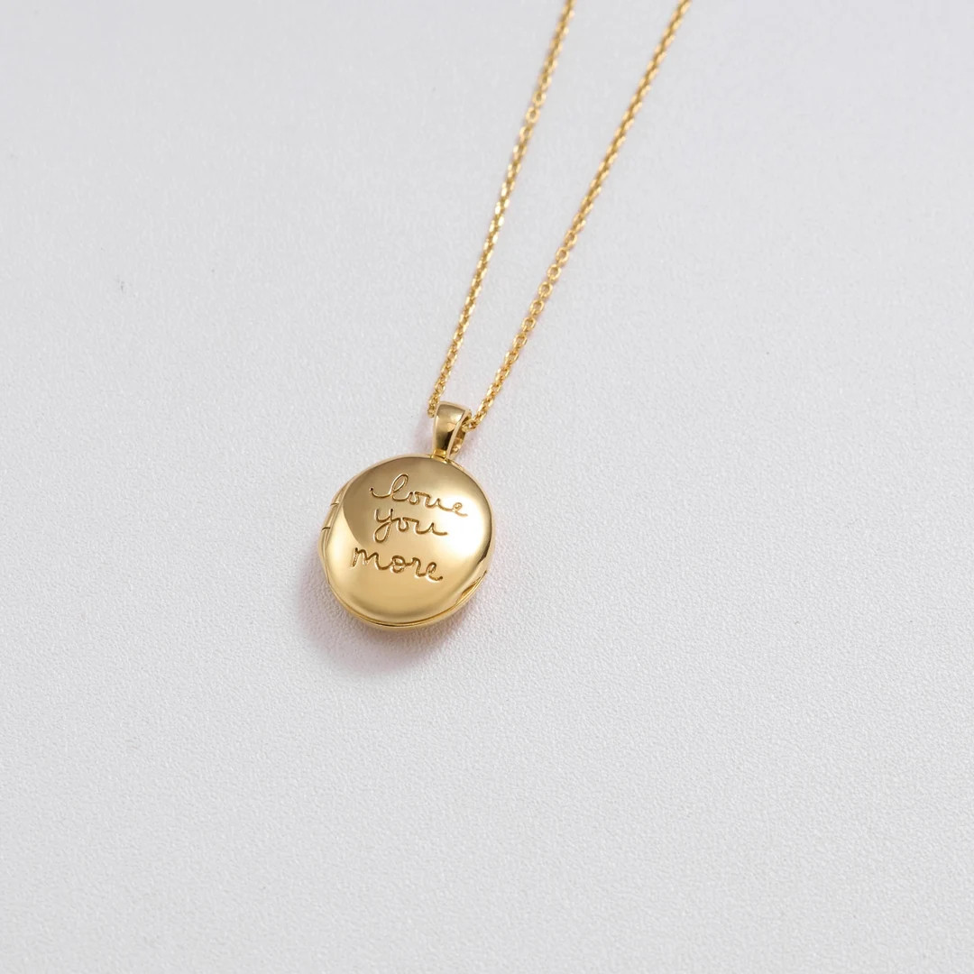 Handwriting Locket Necklace by Codeblue Jewelry | Oval Locket | Personalized Photo Jewelry | Keep... | Etsy (US)
