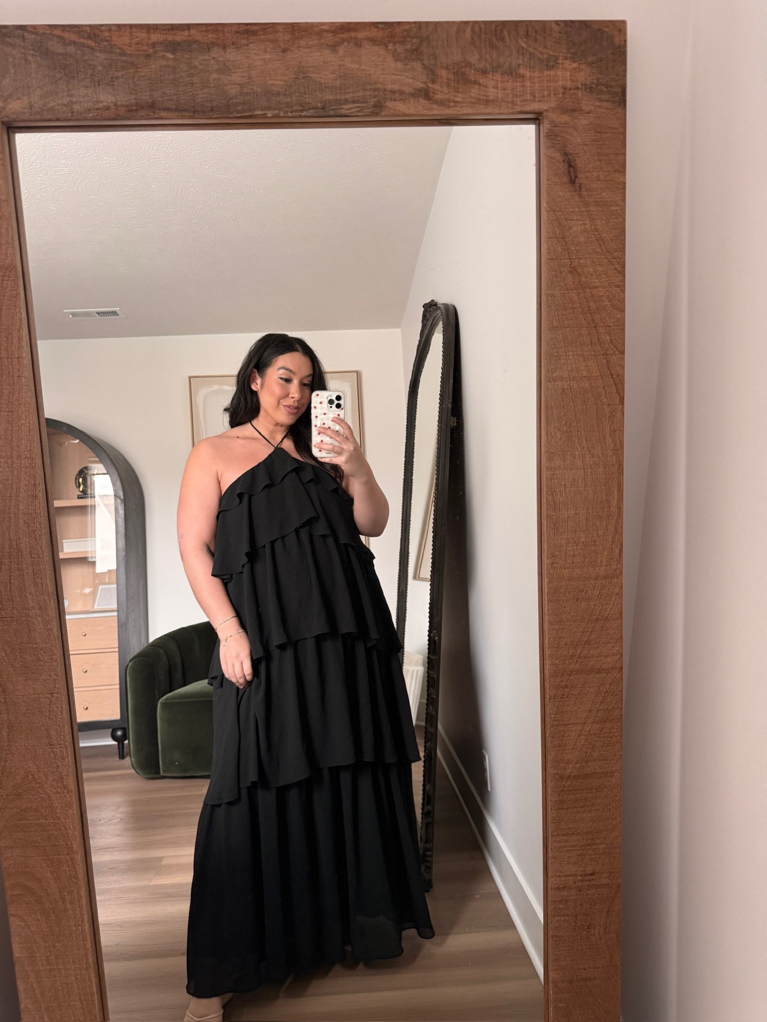 The ruffles on this dress and the halter neck 😍 Petal and Pup midsize spring haul | Use code BONNIE20 🖤
-
-
-
Midsize spring haul, Midsize dress, Jumpsuit, Vacation haul, OOTD

#LTKootd #LTKMidsize #LTKSeasonal