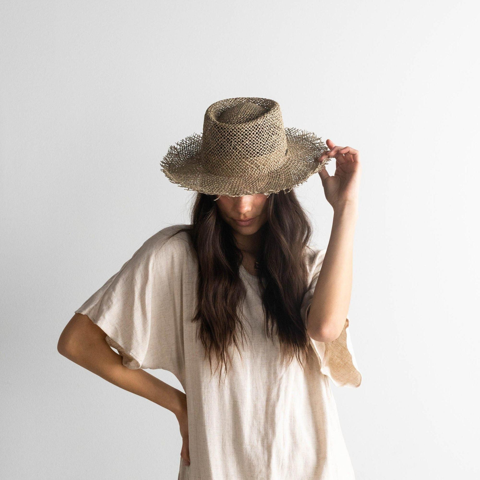 Willa - Woven Seagrass Gambler | Gigi Pip