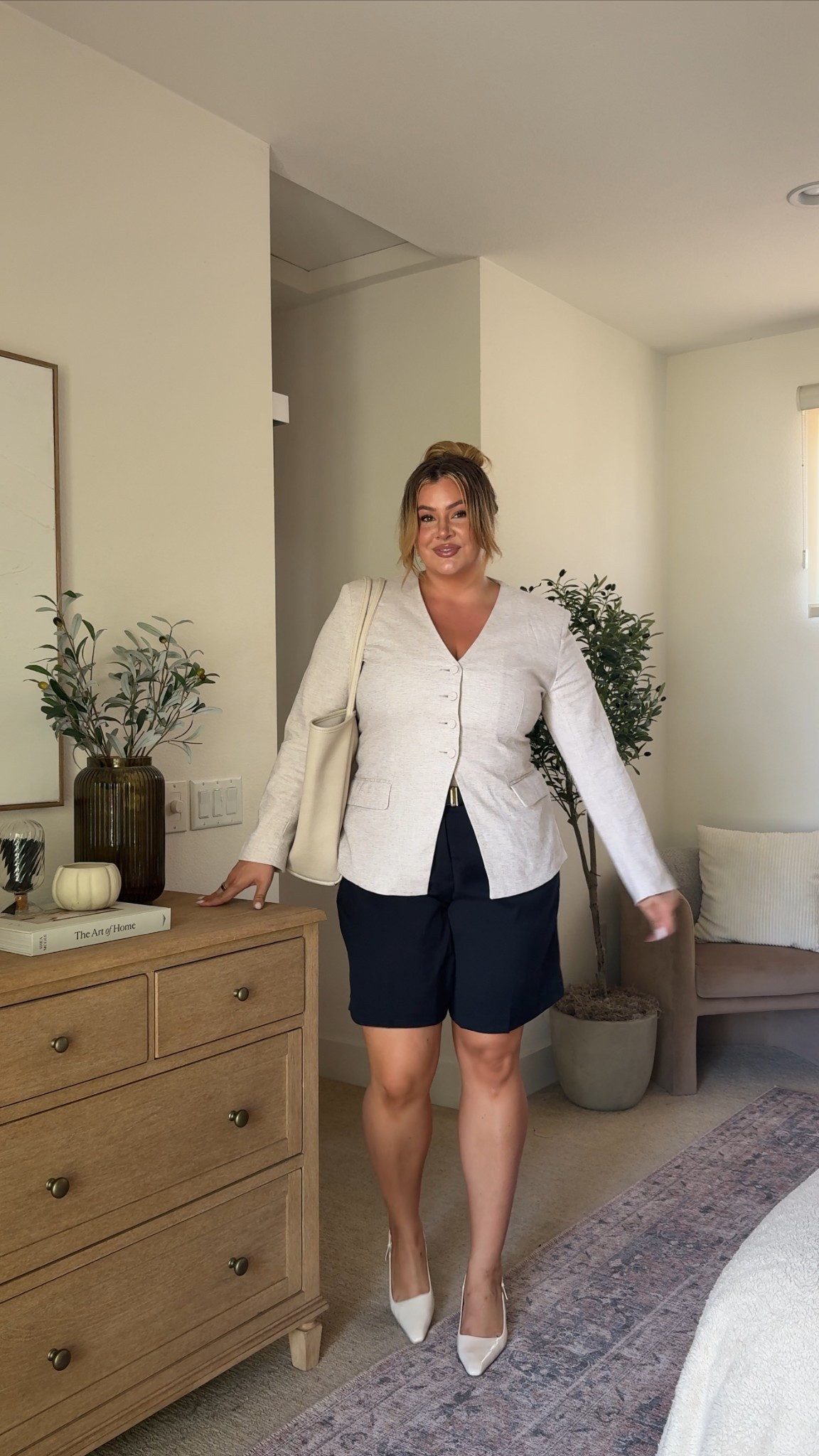 summer workwear! wearing an xl in the top & 33 in the shorts ⭐️

#LTKWorkwear #LTKMidsize #LTKSummerEdit