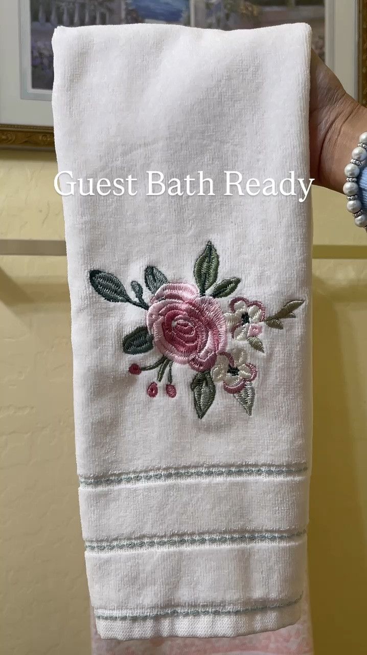 🎀Pretty floral guest bath essentials 💐

#LTKSaleAlert #LTKWatchNow #LTKHome