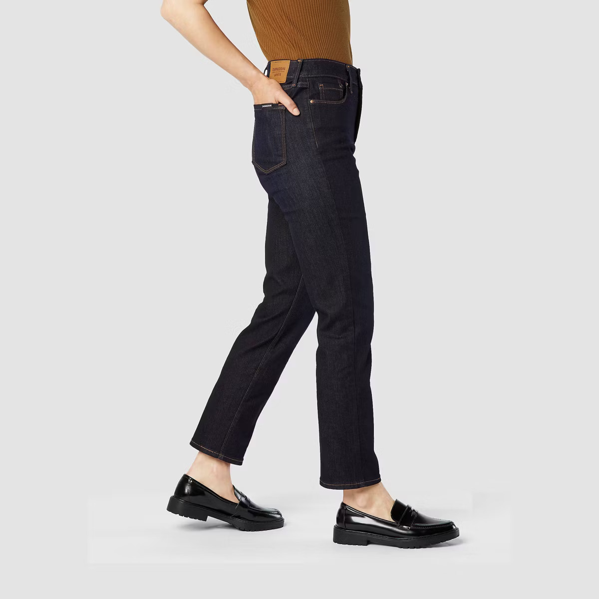 DENIZEN® from Levi's® Women's High-Rise Sculpting Straight Jeans | Target
