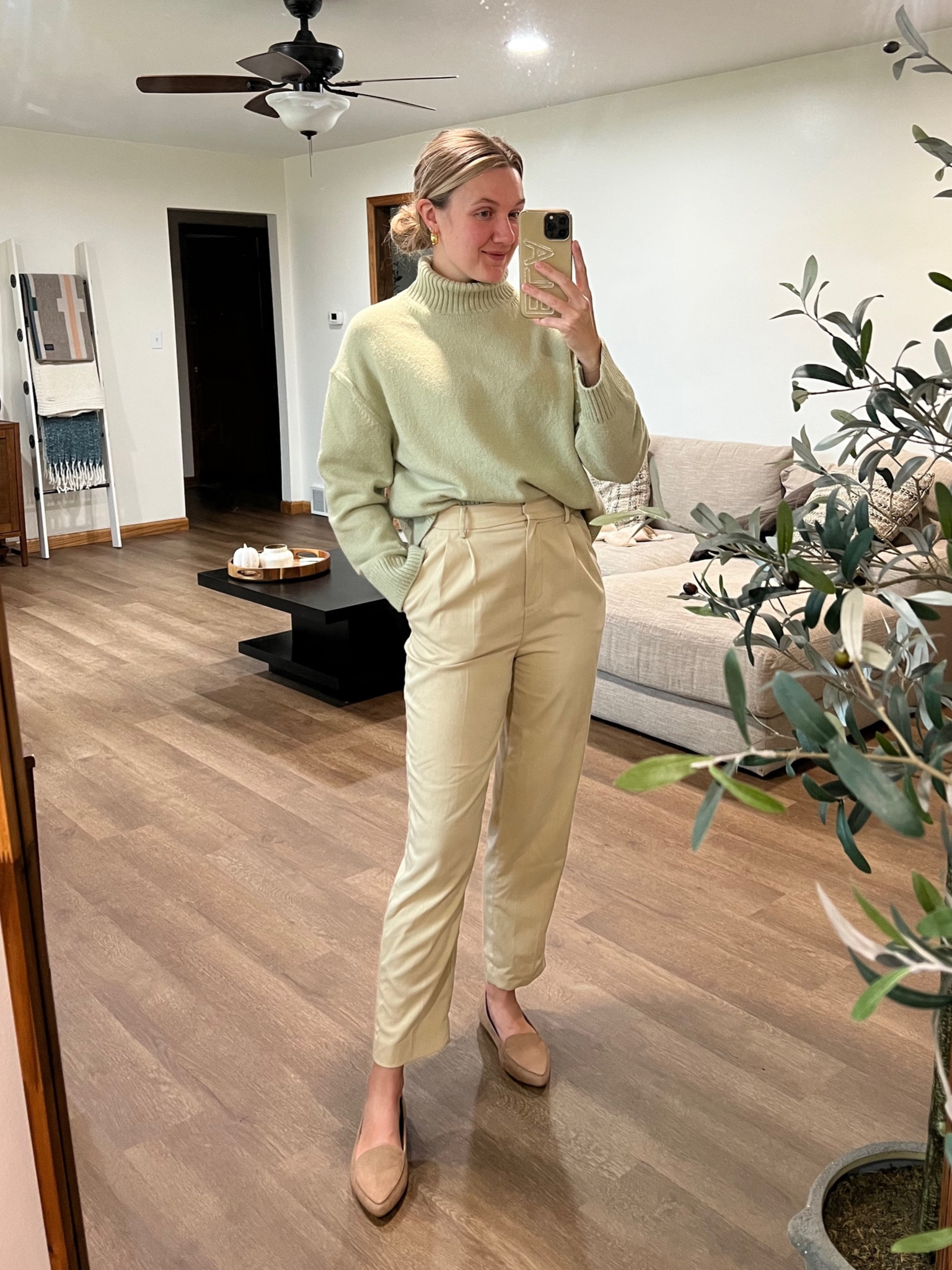Turtleneck size small
Dress pants size 2- color is sold out 

flats, Pinterest style, neutral aesthetic, fall transitional outfit, business casual outfit, fall style

#LTKstyletip #LTKworkwear #LTKunder100