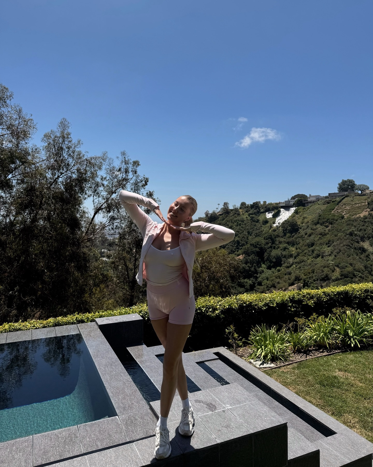 Yoga in the hills? Yes please. 🧘‍♀️