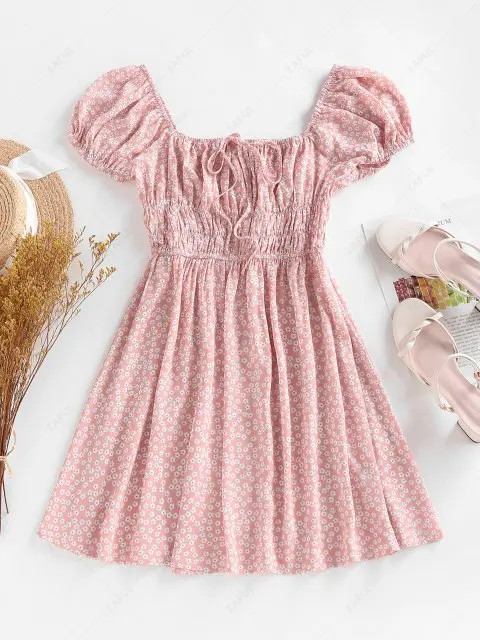 ZAFUL Ditsy Floral Ruched Puff Sleeve Milkmaid Dress | ZAFUL (Global)
