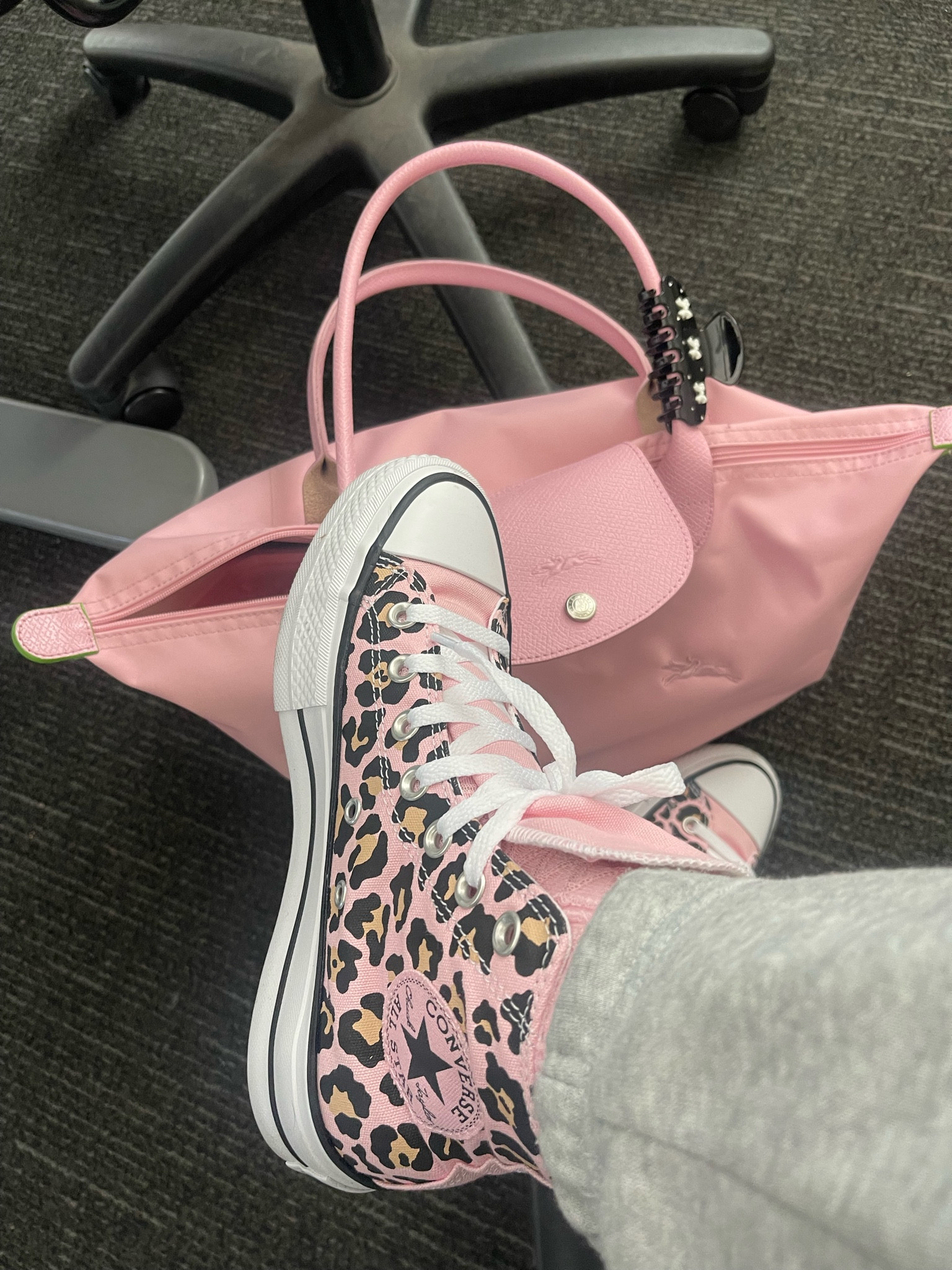 Fav custom chucks omg (and bag atm!)

#LTKitbag #LTKfindsunder100 #LTKshoecrush