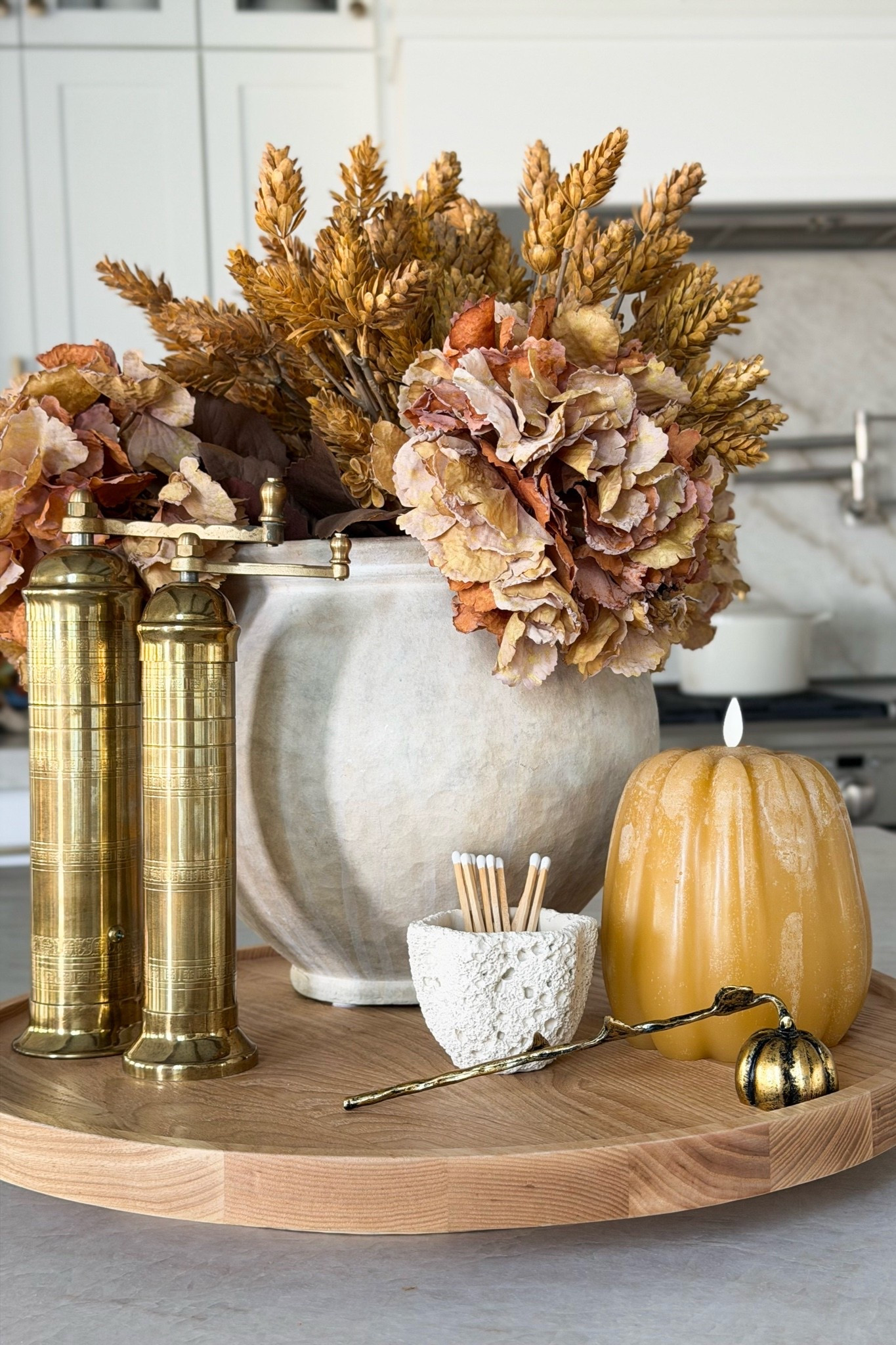 Simple fall centerpiece styling🍂

#LTKdayinmylife #LTKSeasonal #LTKHome