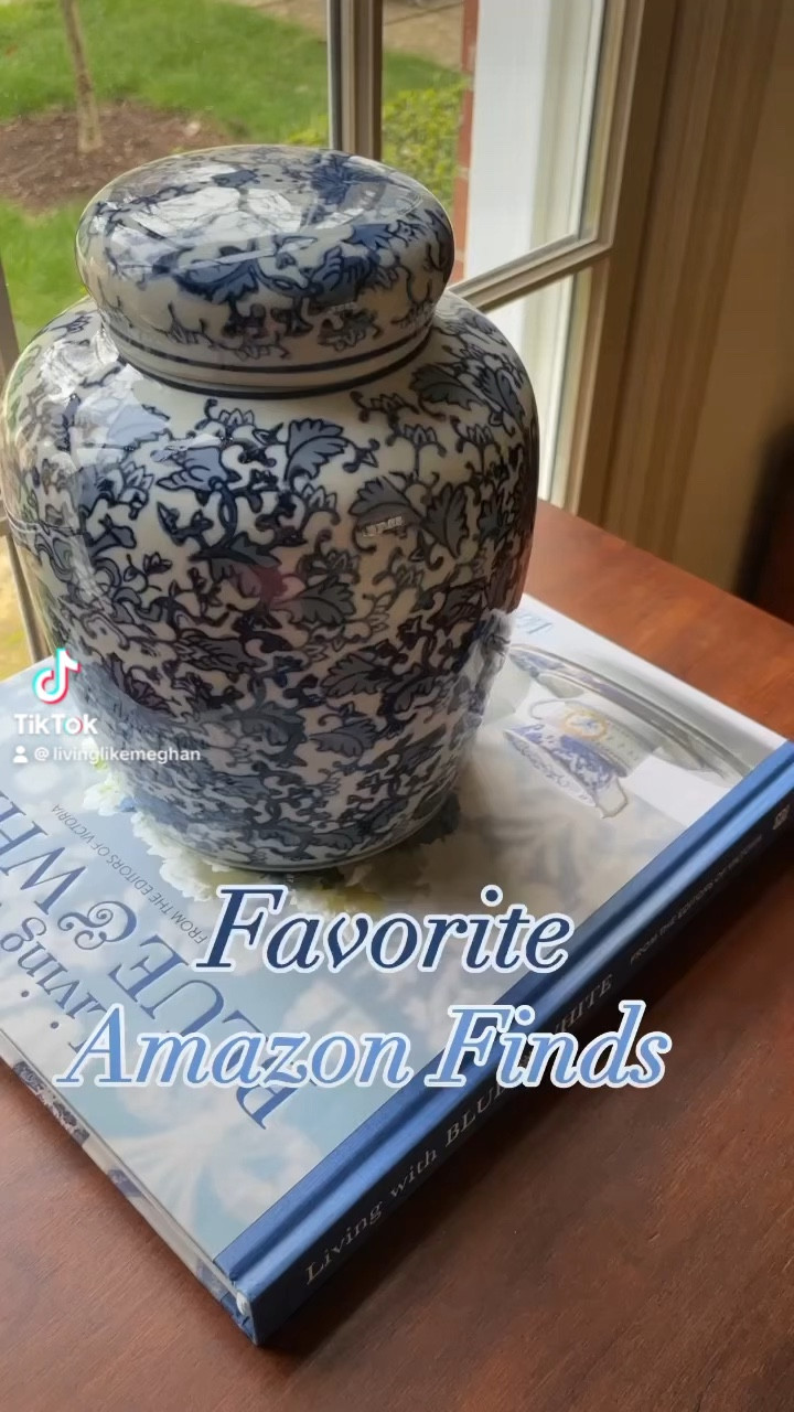 Loving this floral arrangement - I can’t believe how good these faux tulips are!




Grandmillennial, blue and white, ginger jar, coffee table book, blue and white decor, floral arrangement, Amazon, Amazon finds, Amazon gadget, preppy, classic style, traditional style, Amazon haul, spring home, home decor, floral arrangements, faux flowers

#LTKSeasonal #LTKhome #LTKVideo