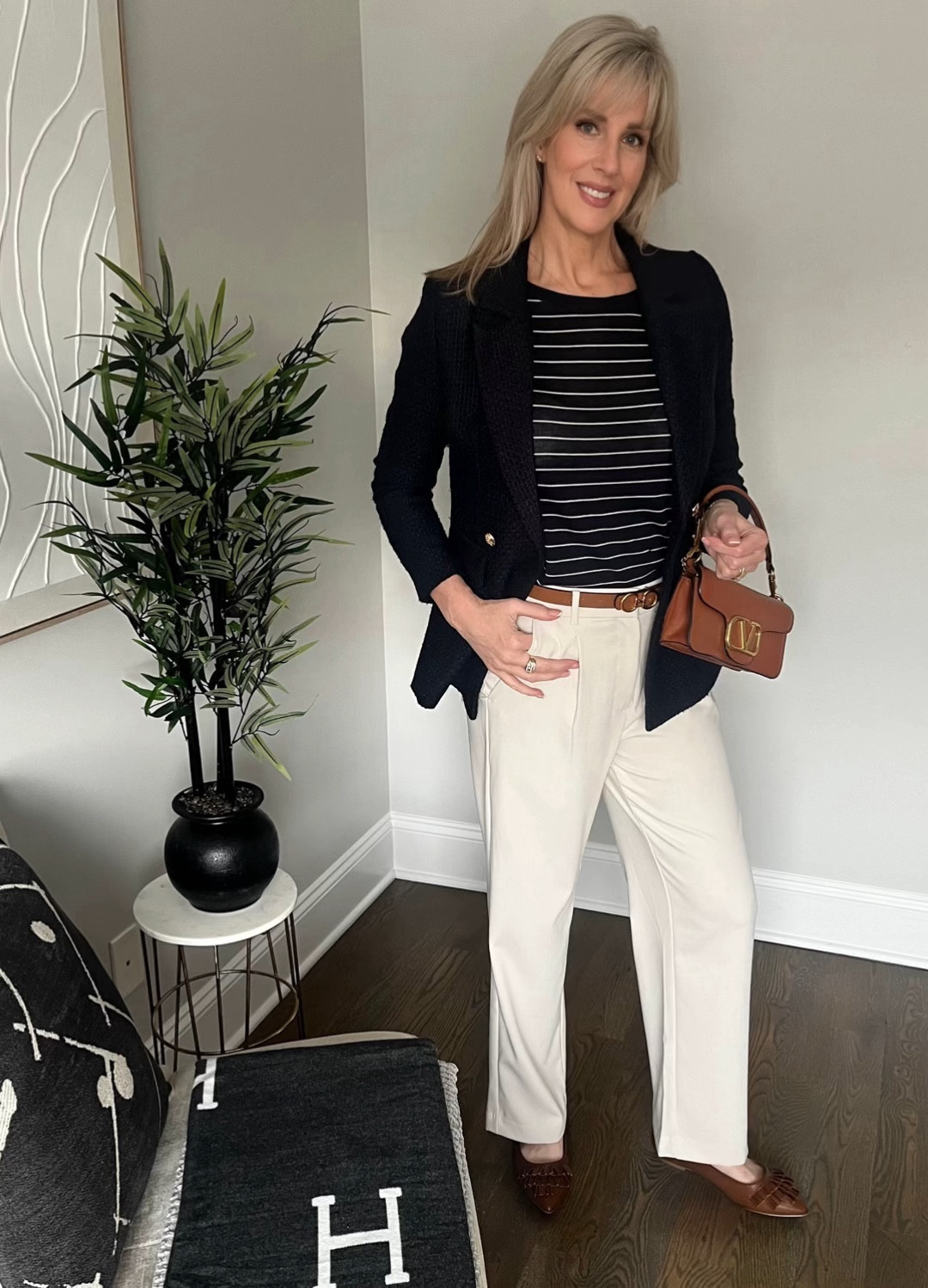 Winter white and navy…dreamy ❄️ 💕

These trousers are on sale for under $25.  I’m wearing a medium and they run true to size.  

My belt is under $20 and it’s reversible 🙌

I’ve tagged multiple options for you to recreate this look on different budgets.   

#LTKstyletip #LTKSeasonal #LTKover40