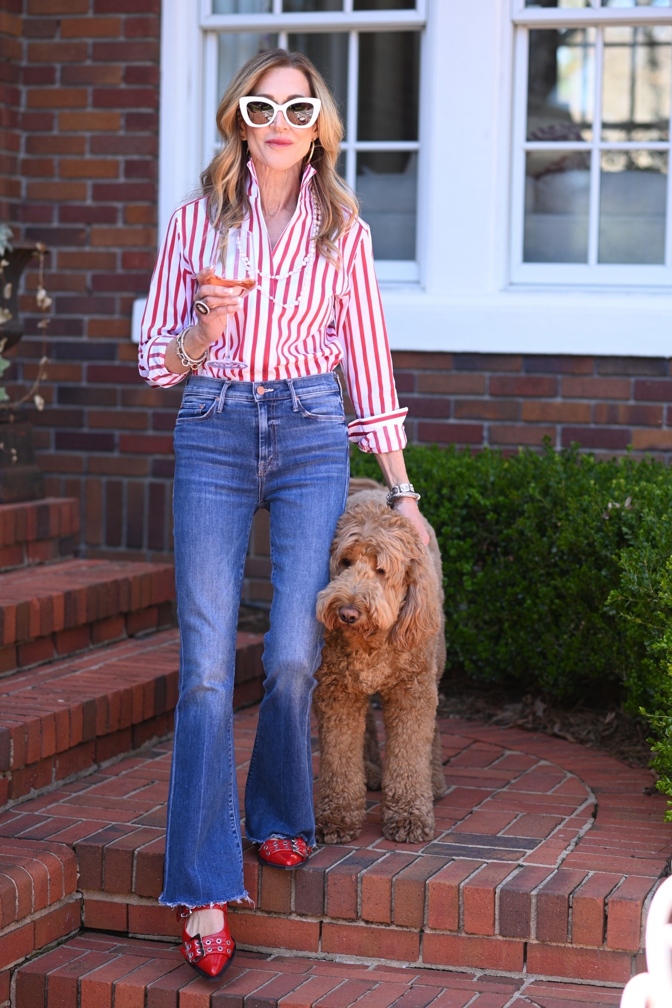 I’ve found the perfect shirt from Sarah Alexandra and it goes with everything!  I paired this fabulous popped collar shirt with flare jeans from Veronica Beard, red buckle flats from Ganni and white cat-eye sunglasses!


#LTKStyleTip #LTKShoeCrush #LTKSeasonal