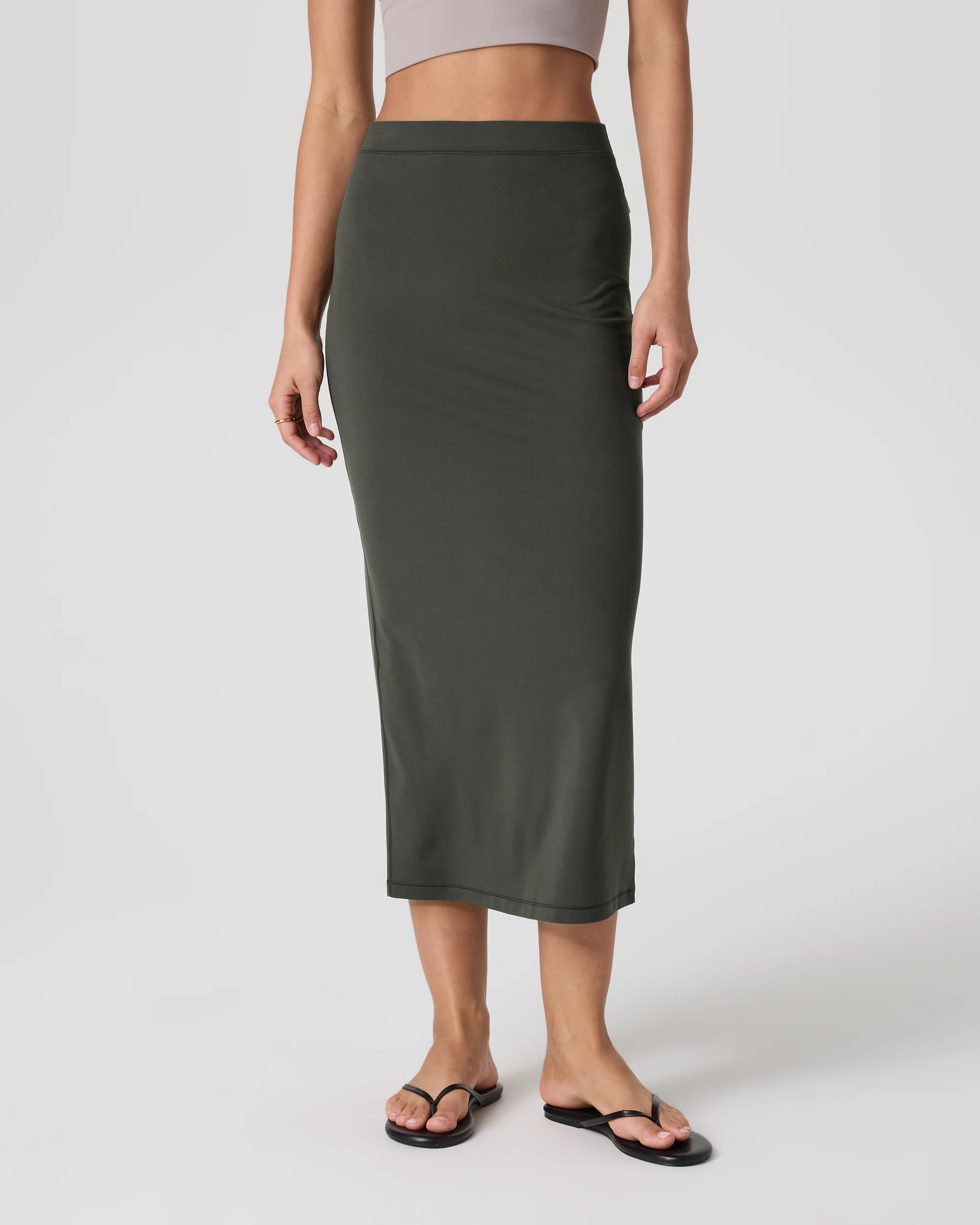 Halo Column Skirt | Kale Midi Skirt | Vuori | Vuori Clothing (US & Canada)