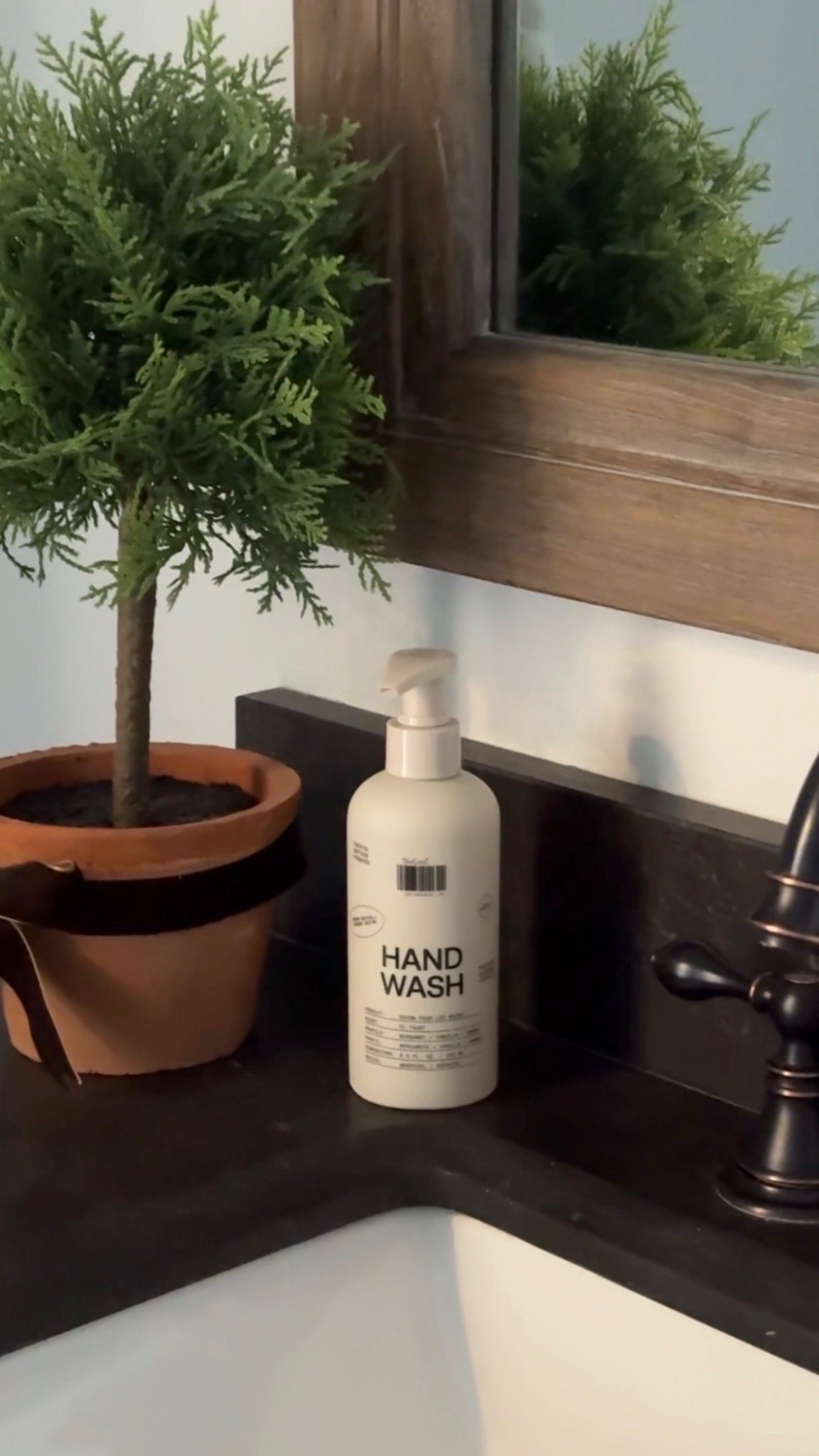 The BEST smelling hand wash. It seriously smells amazing! 🤩 

#LTKselfcare #LTKdayinmylife #LTKmomlife