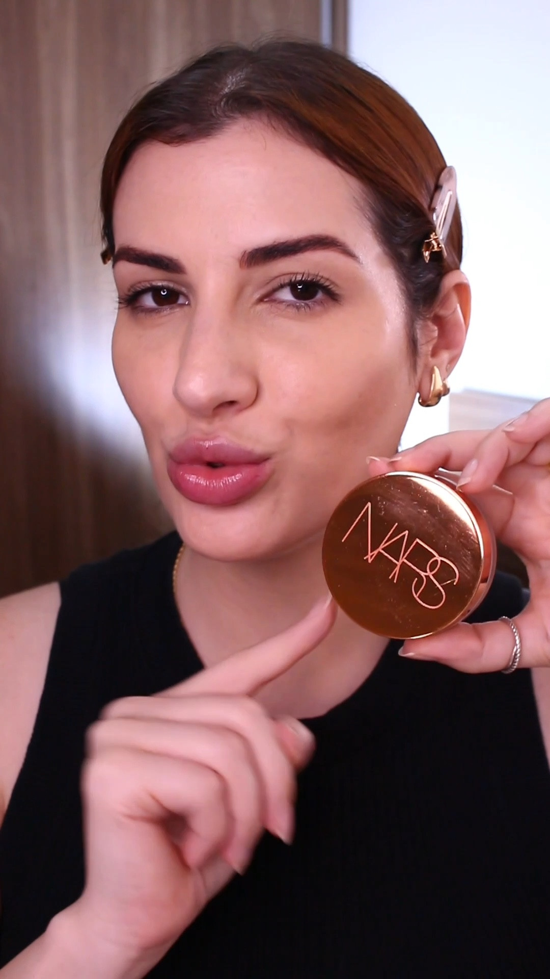 Bronzer cremoso Laguna Nars, um dos meus produtos cremosos favoritos da vida! 

No site de Nars tenho meu cupom MAYDANCINI que dá brindes acima de R$399 e +10% off se for primeira compra! 

#maydancini #nars #bronzer #bronzerlaguna #bronzercremoso #creamybronzer #favorites #maquiageminportada #desafioltkcon2024

#LTKbeauty #LTKbrasil