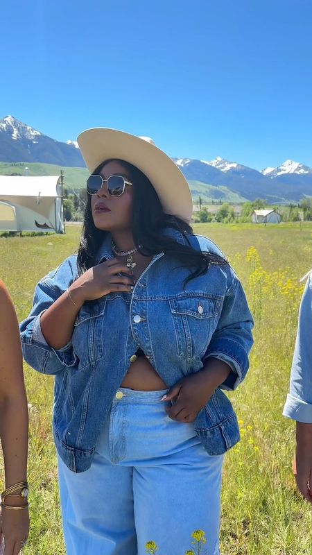 When the girls trip leaves the group chat 📍Montana Edition

Find the girlfriends that love a theme, embrace their personal style and make it their own. This is denim on denim done our way.


Jacket 22
Jeans 22 (tailored)

#westernlook #western #countryconcert #plussizefashion 

#LTKFindsUnder100 #LTKPlusSize #LTKSaleAlert
