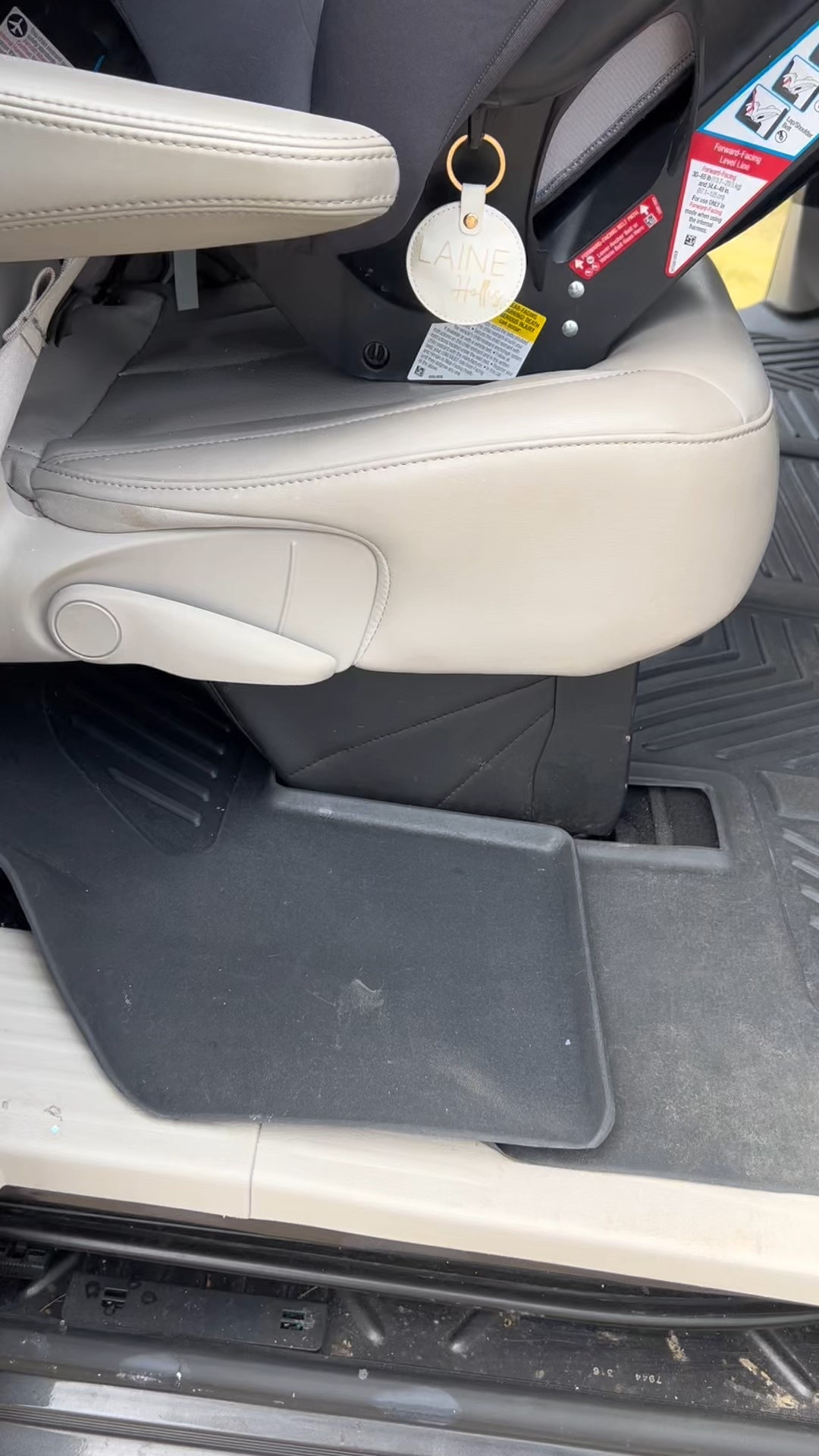 Yitamotor floor mats for Chrysler Pacifica van

#LTKHome #LTKTravel #LTKFamily