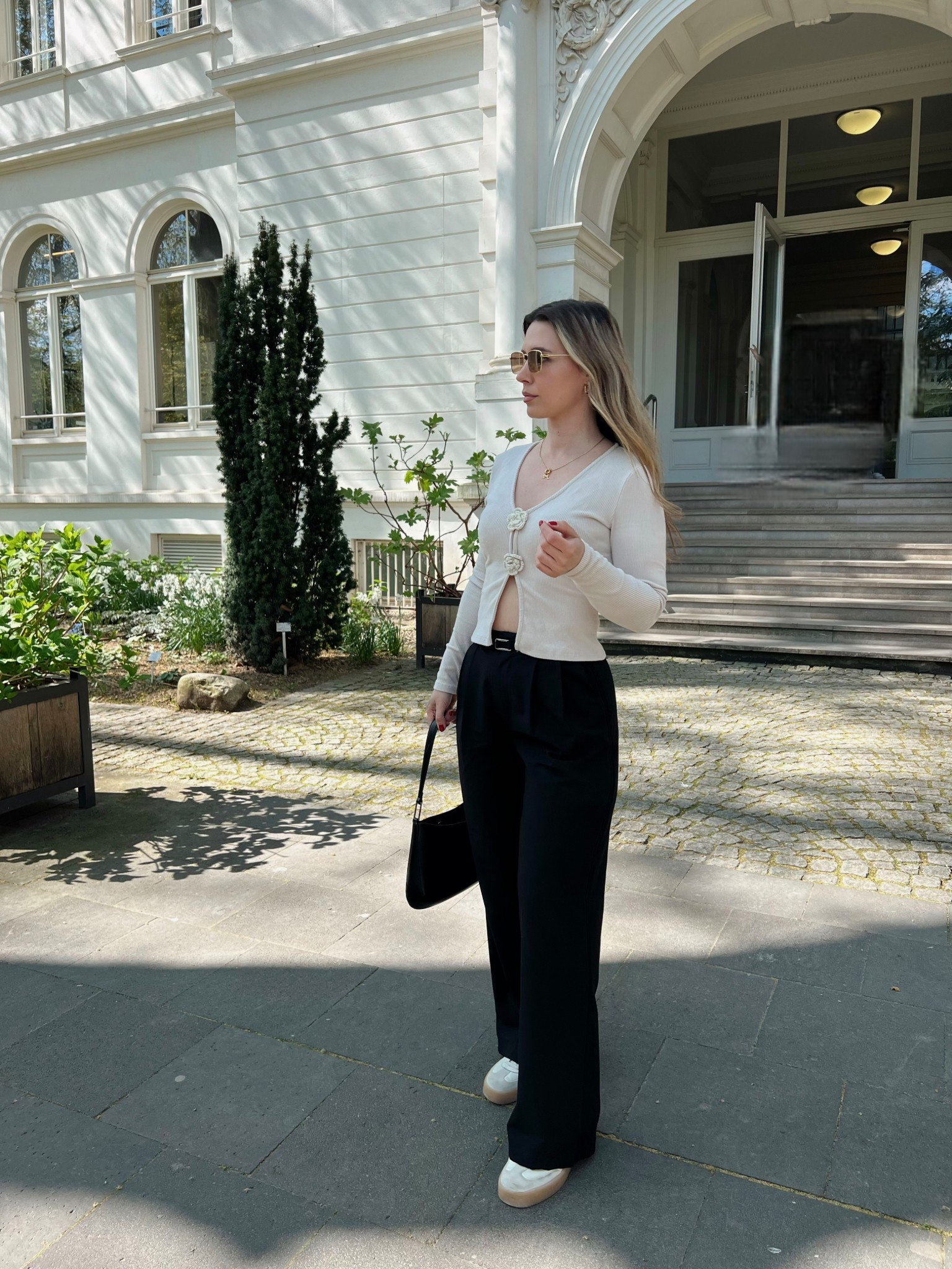 I love this top and the pants go with everything !

#LTKFindsUnder100 #LTKStyleTip #LTKSummerEdit