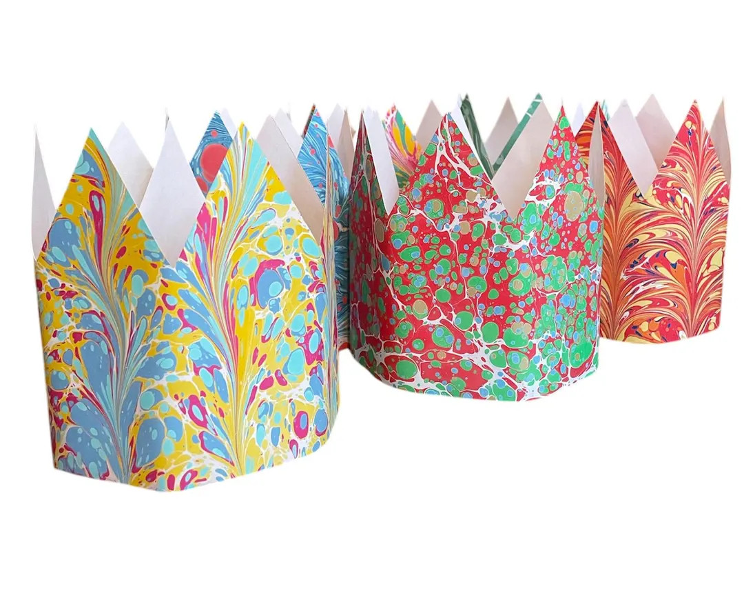 Hand-marbled paper crowns (Set of 6) - Christmas, Easter, Celebrations, Anniversary, Birthday, Pa... | Etsy (US)