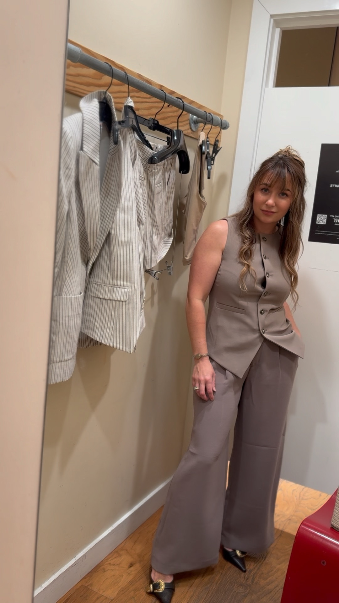 #DressToExpress in tailored style
This sleek taupe vest and matching wide-leg trouser set is perfect for petites who want that polished, elongating look. The fit is structured but comfortable, with just the right amount of drape. Wear it solo for a modern power look or layer with a blazer for full sophistication. Linking the full set so you can shop the exact pieces.

#PetiteStyle #PetiteOutfits #PetiteFashion #ExpressStyle #WideLegPants #VestOutfit #OOTD

#LTKSeasonal #LTKPetite #LTKautumn