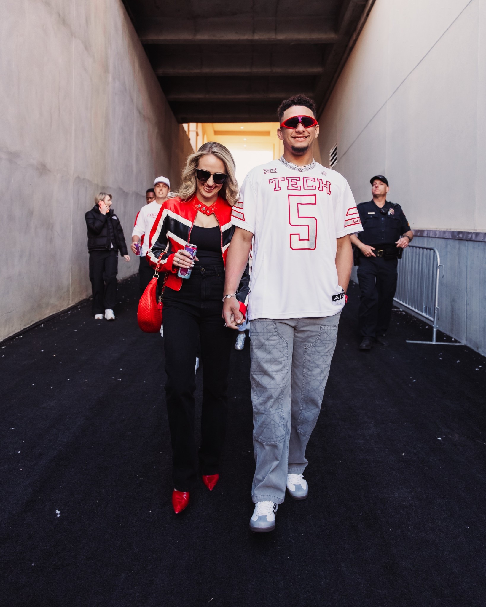 Loving the pops of red in this outfit, and these boots are to die for ❤️

#LTKootd #LTKSeasonal #LTKdayinmylife