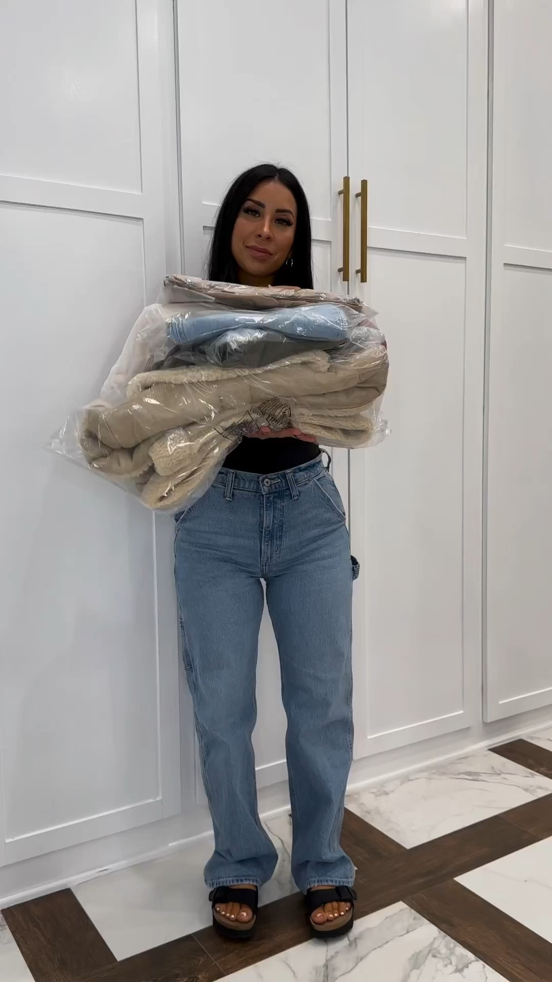 Abercrombie fall try on haul! 20% off sitewide!! Grab everything while it’s on sale. So many goodies!!

Small jacket
Large chenille sweater for oversized fit 
Small parachute pants
26short cargo denim
Tops XS
Fall Outfits
Fall Decor
Fall Wedding Guest
Halloween
Halloween Decor
Jeans
Maternity
Coffee Table
Travel Outfit
Concert Outfit
Fall fashion
Abercrombie jeans
Abercrombie try on
Denim jeans 
Cargo pants 
Fall fashion 

#LTKGiftGuide #LTKsalealert #LTKfindsunder50