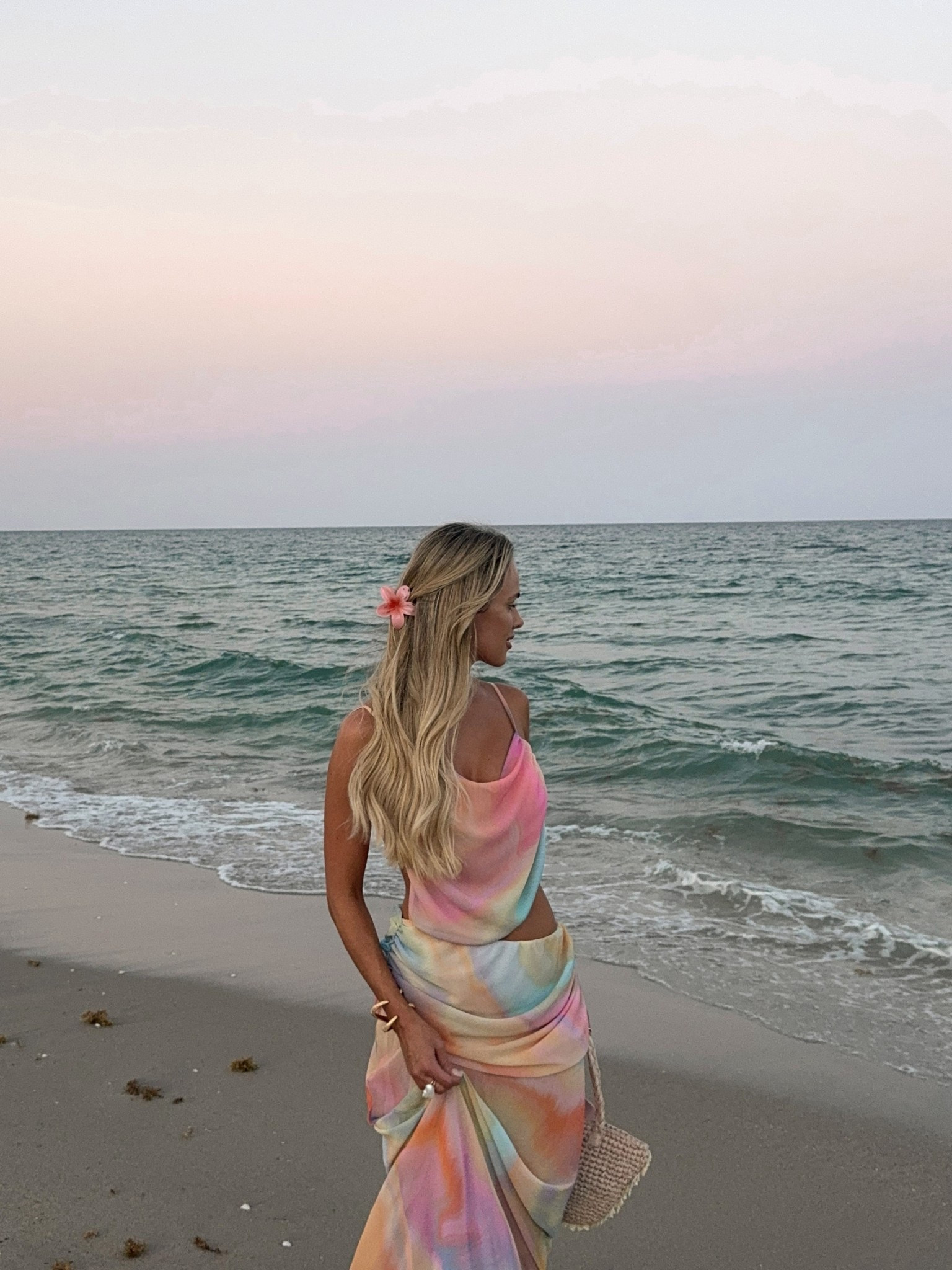 Matching the sky 💕🤭🌸🌊🐚🌈

#LTKKids #LTKTravel